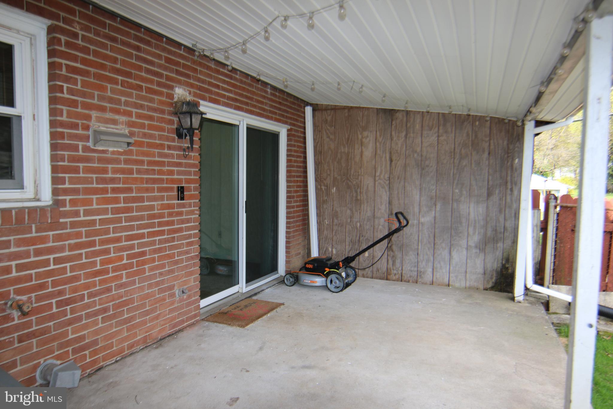 ROSEDALE - Residential