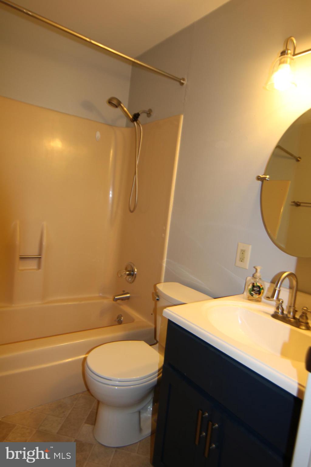 ROSEDALE - Residential