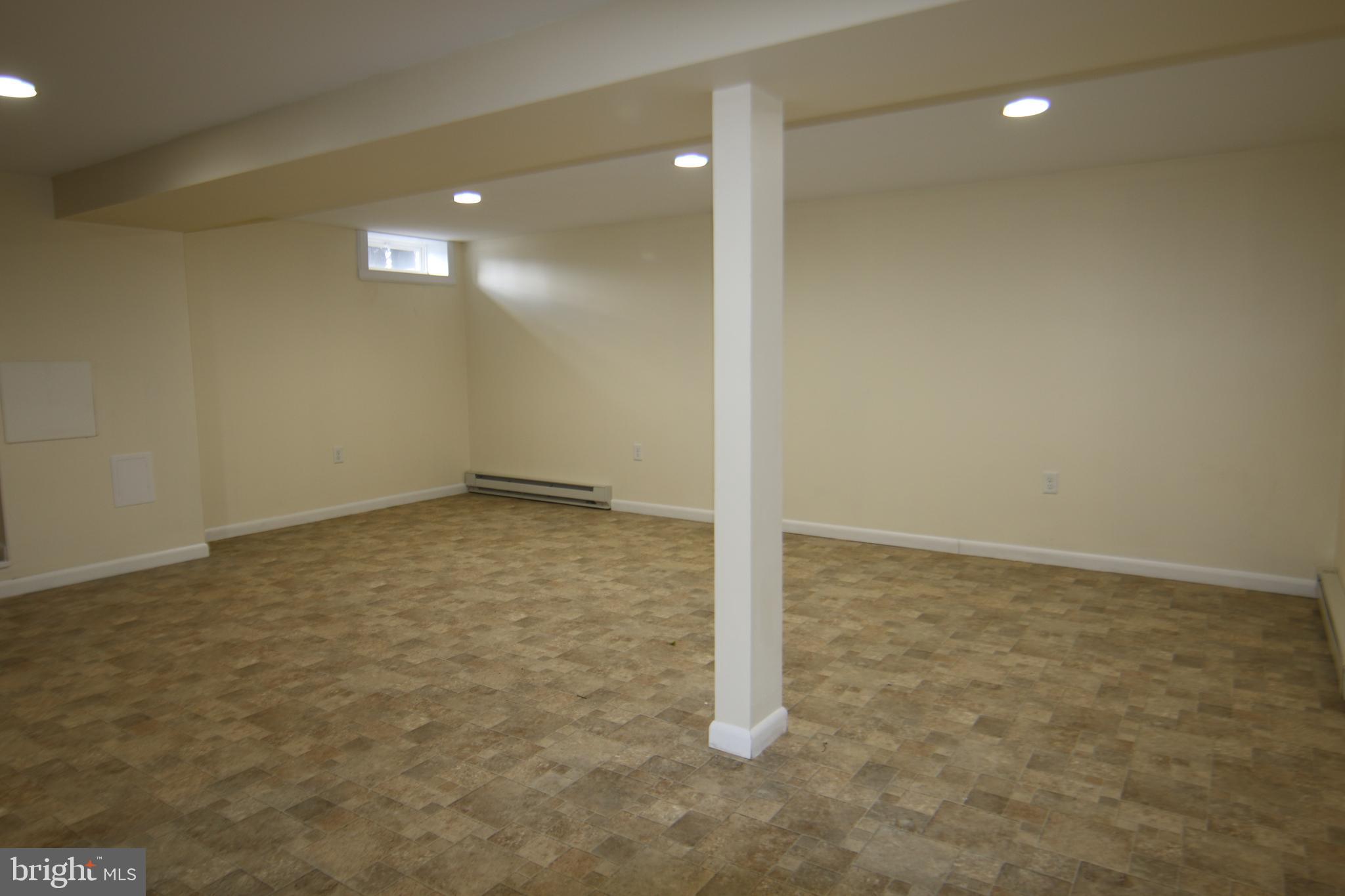 ROSEDALE - Residential