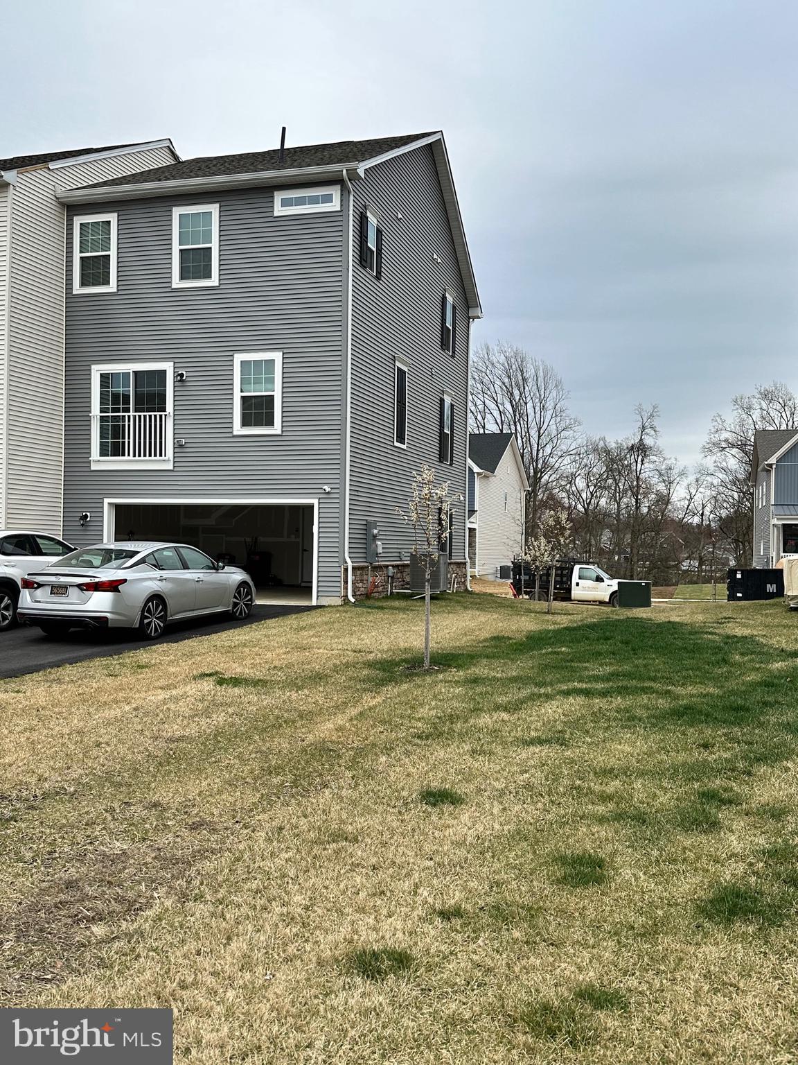 BRIGHTON VILLAGE - Residential