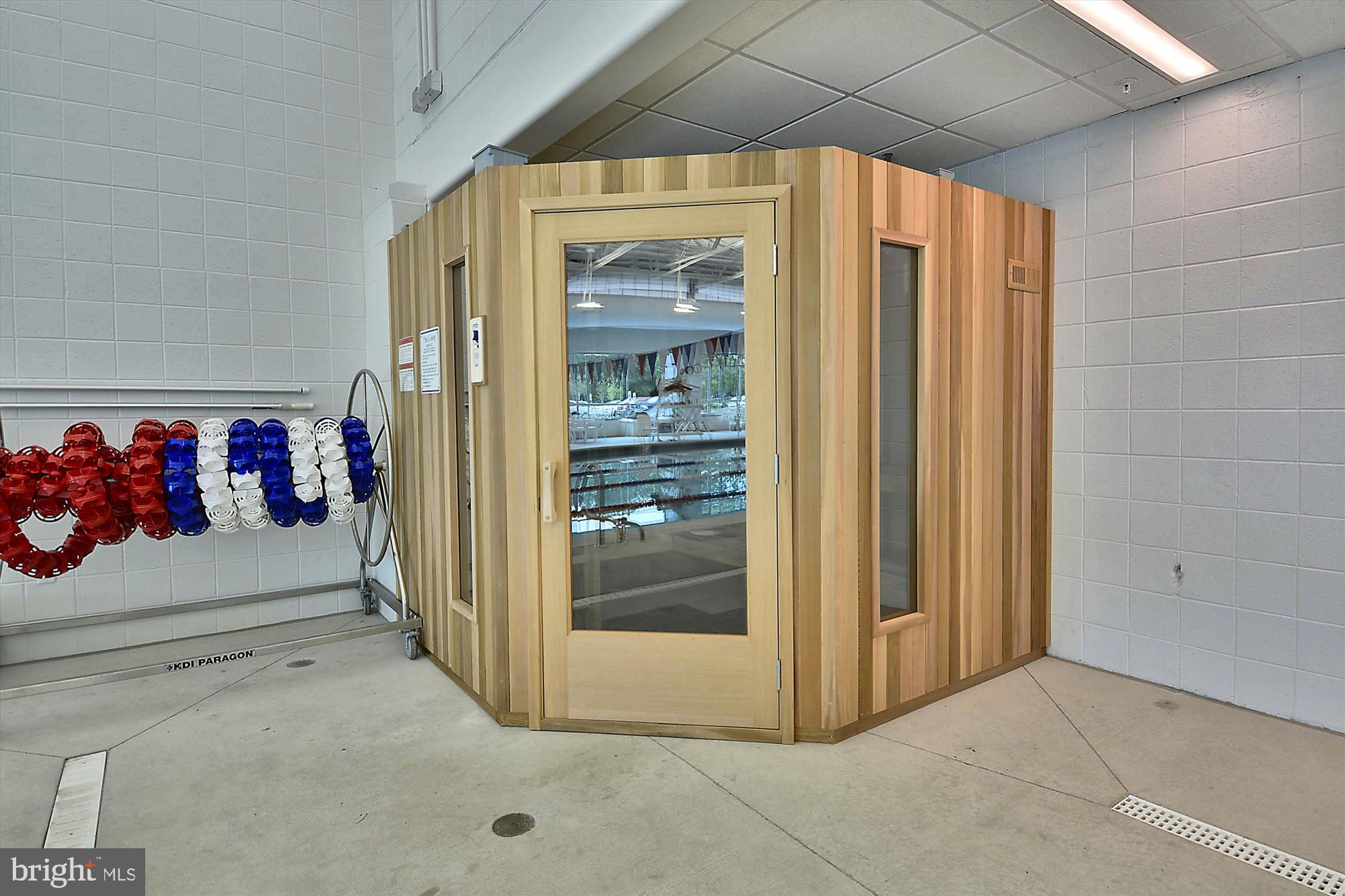 SEA COLONY EAST - Residential