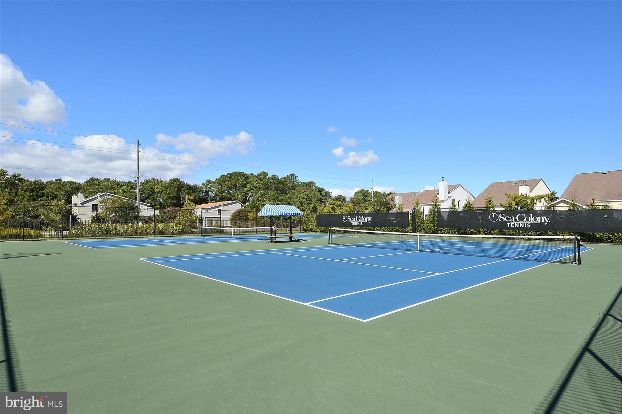 SEA COLONY EAST - Residential