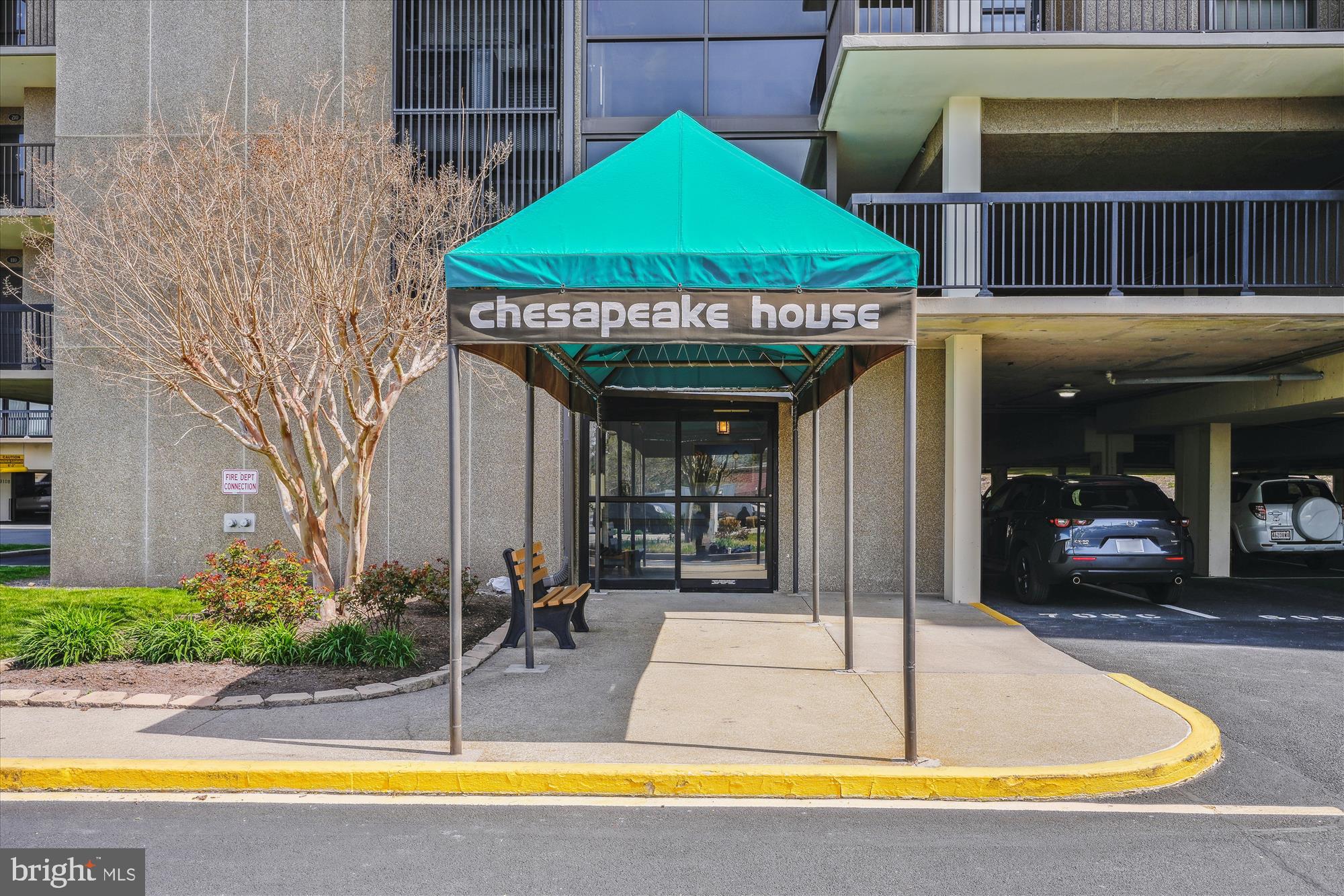 SEA COLONY EAST - Residential