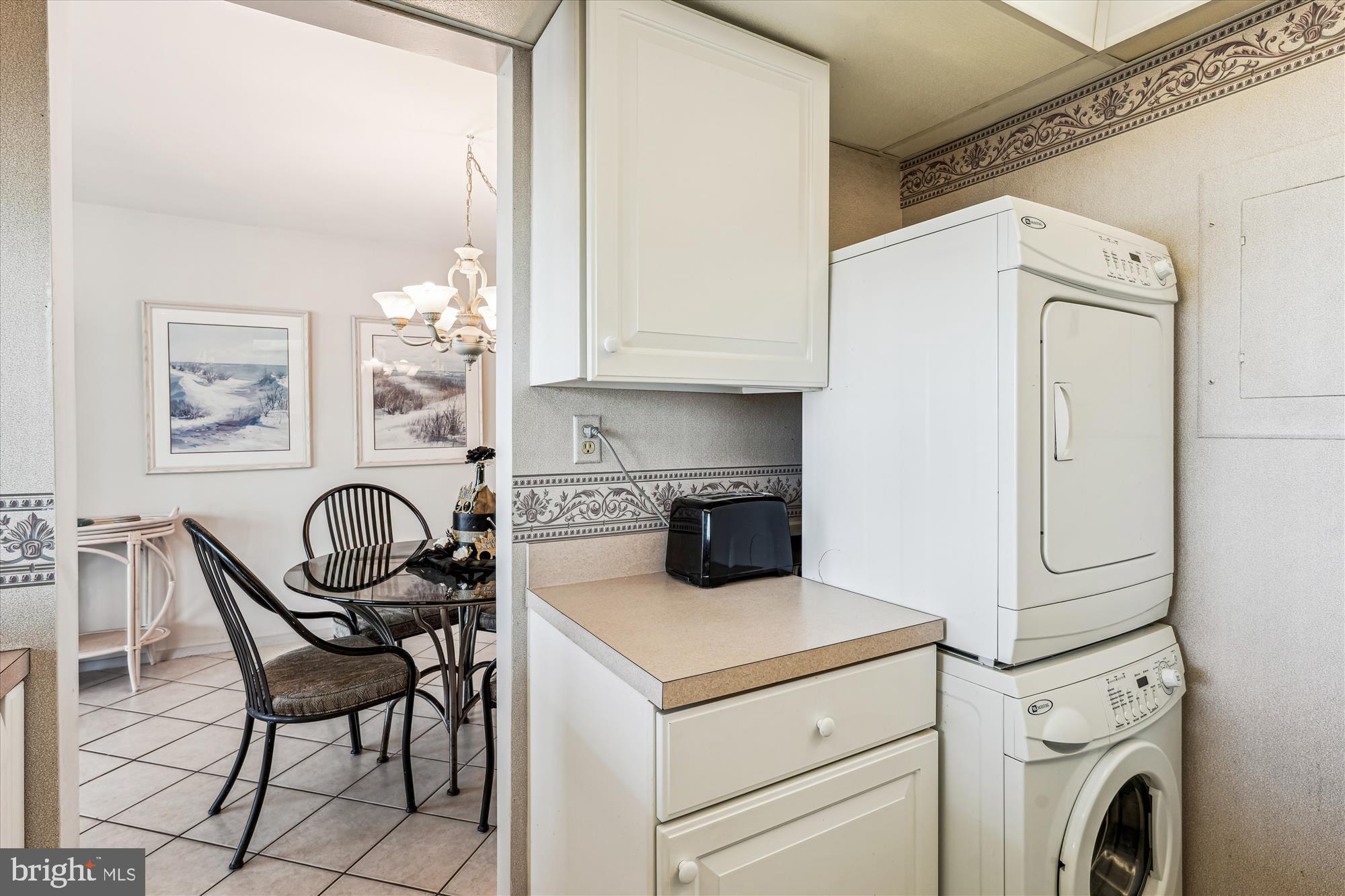 SEA COLONY EAST - Residential