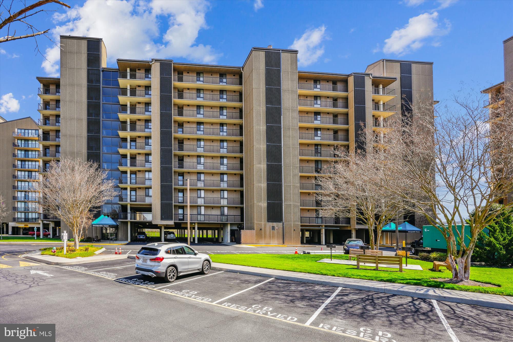 SEA COLONY EAST - Residential