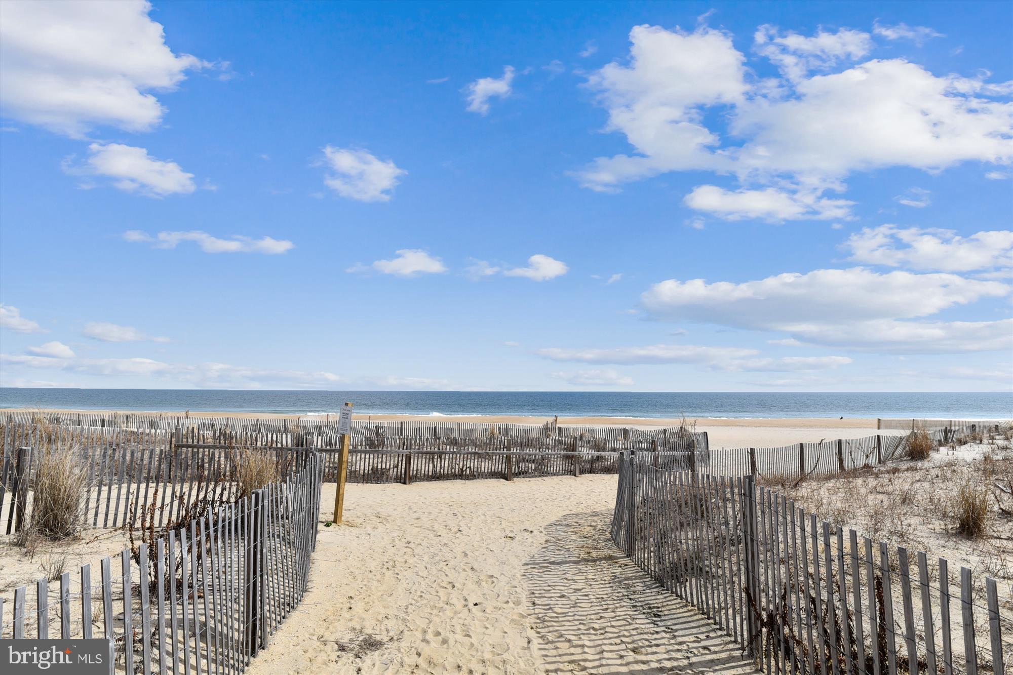 SEA COLONY EAST - Residential