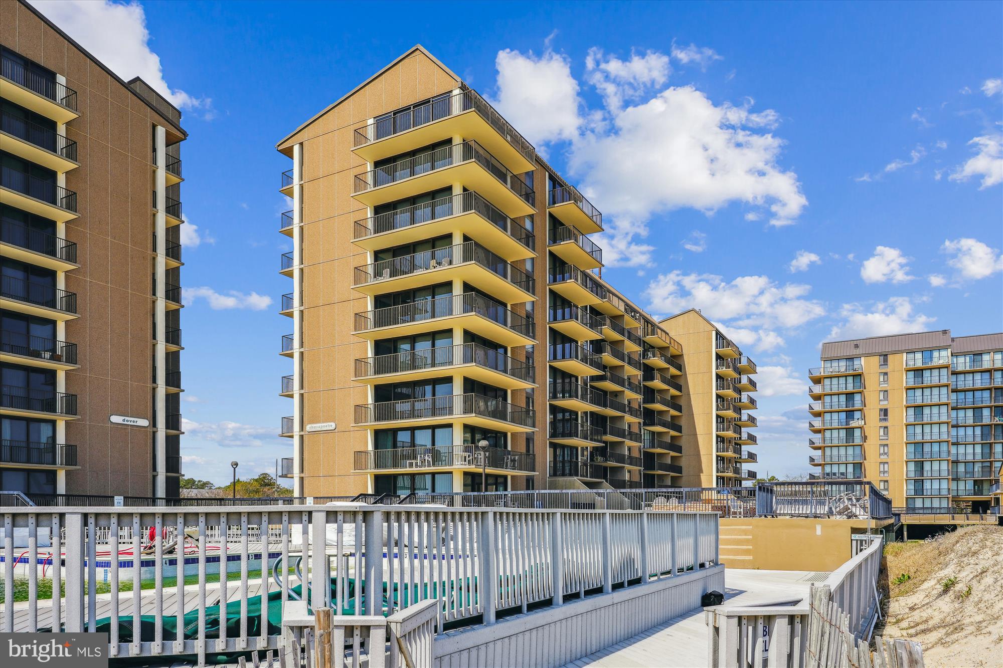 SEA COLONY EAST - Residential