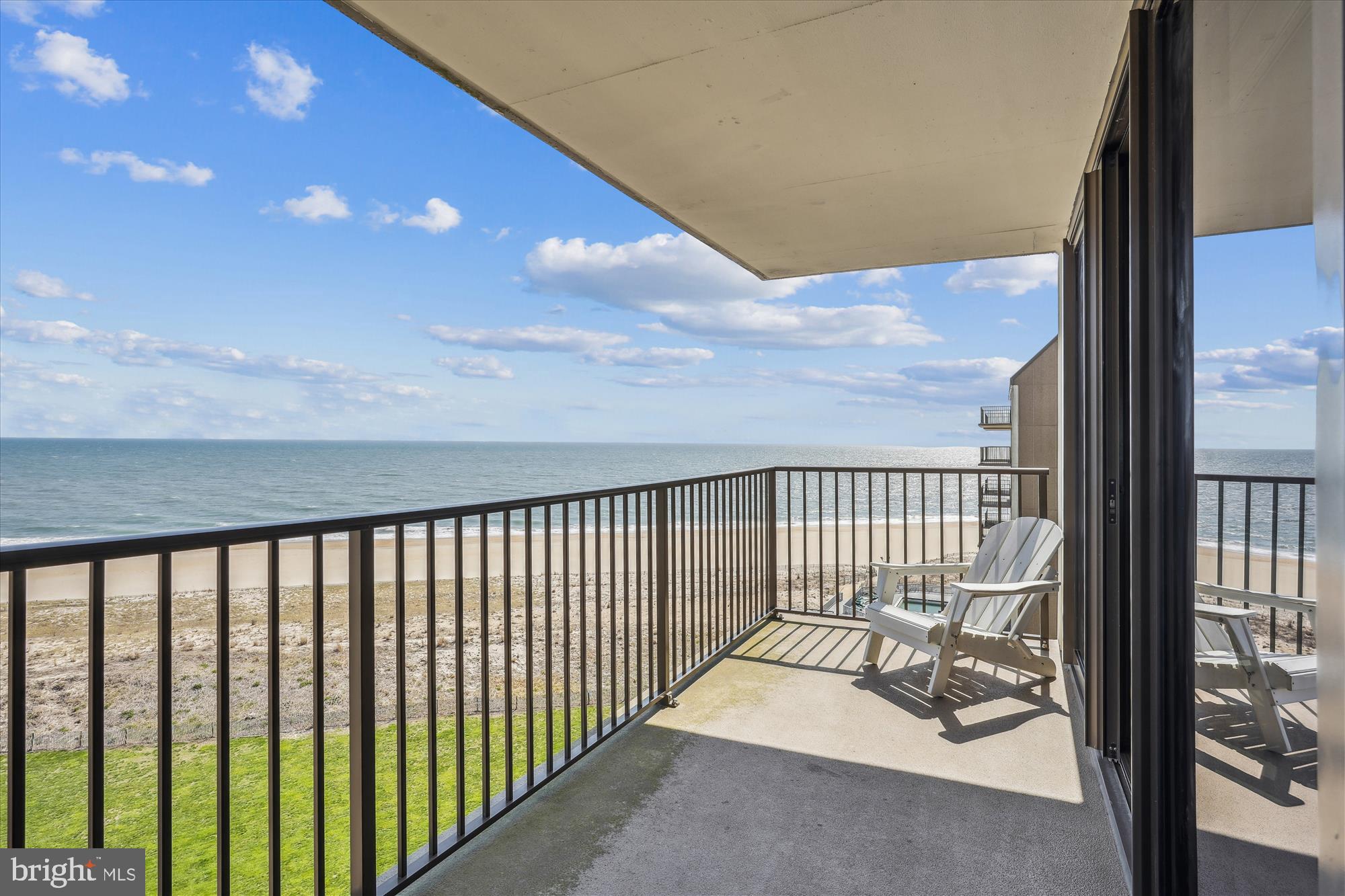 SEA COLONY EAST - Residential