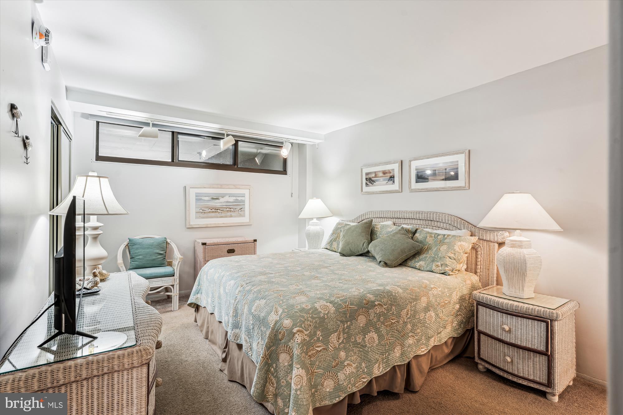 SEA COLONY EAST - Residential