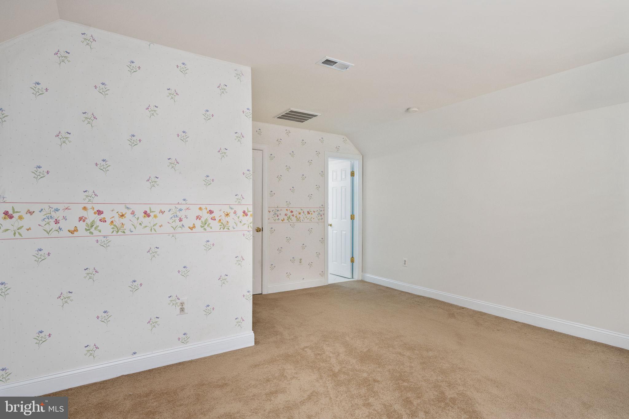 SMITH LAKE ESTATES - Residential