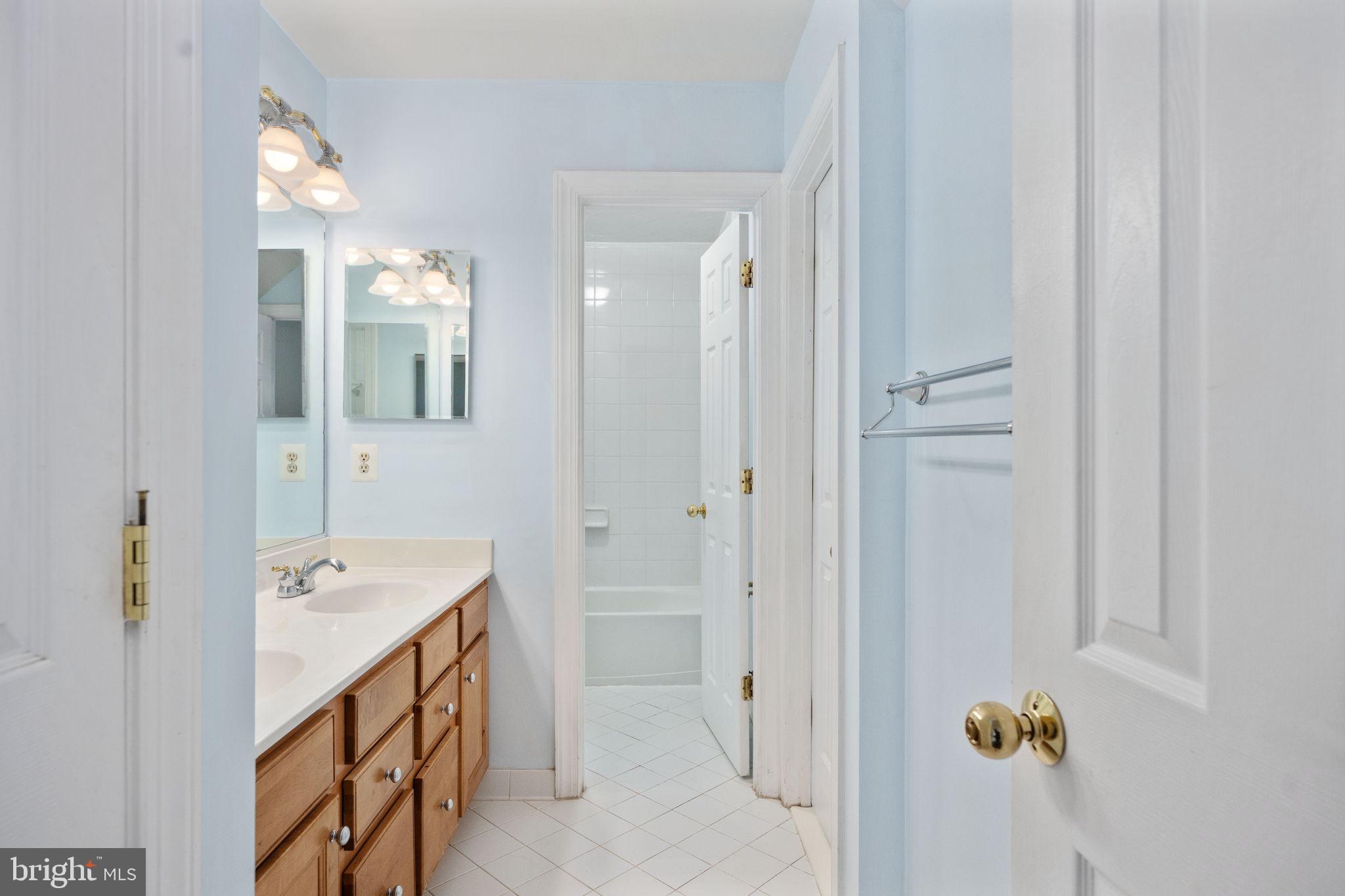 SMITH LAKE ESTATES - Residential