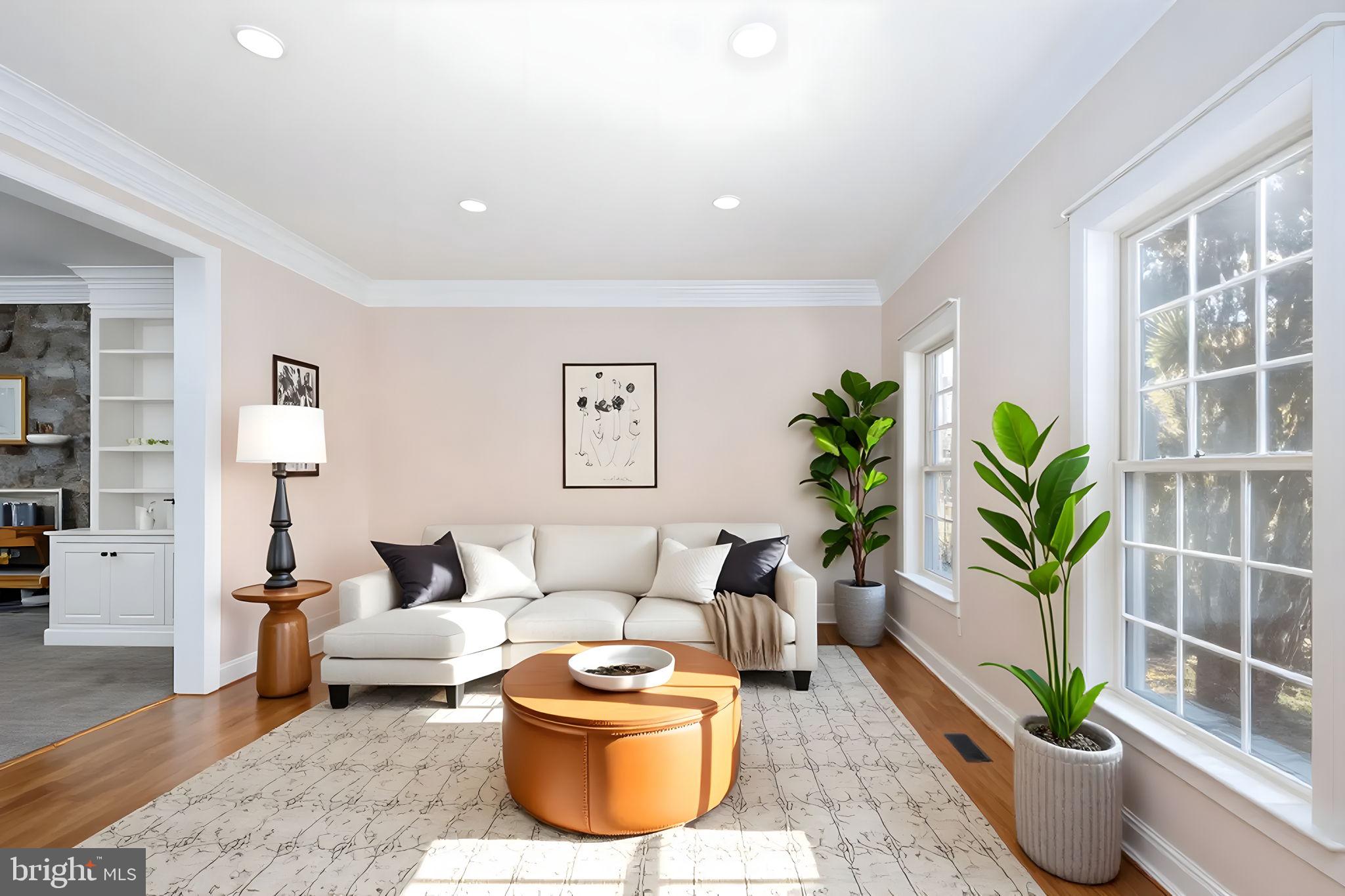 SMITH LAKE ESTATES - Residential