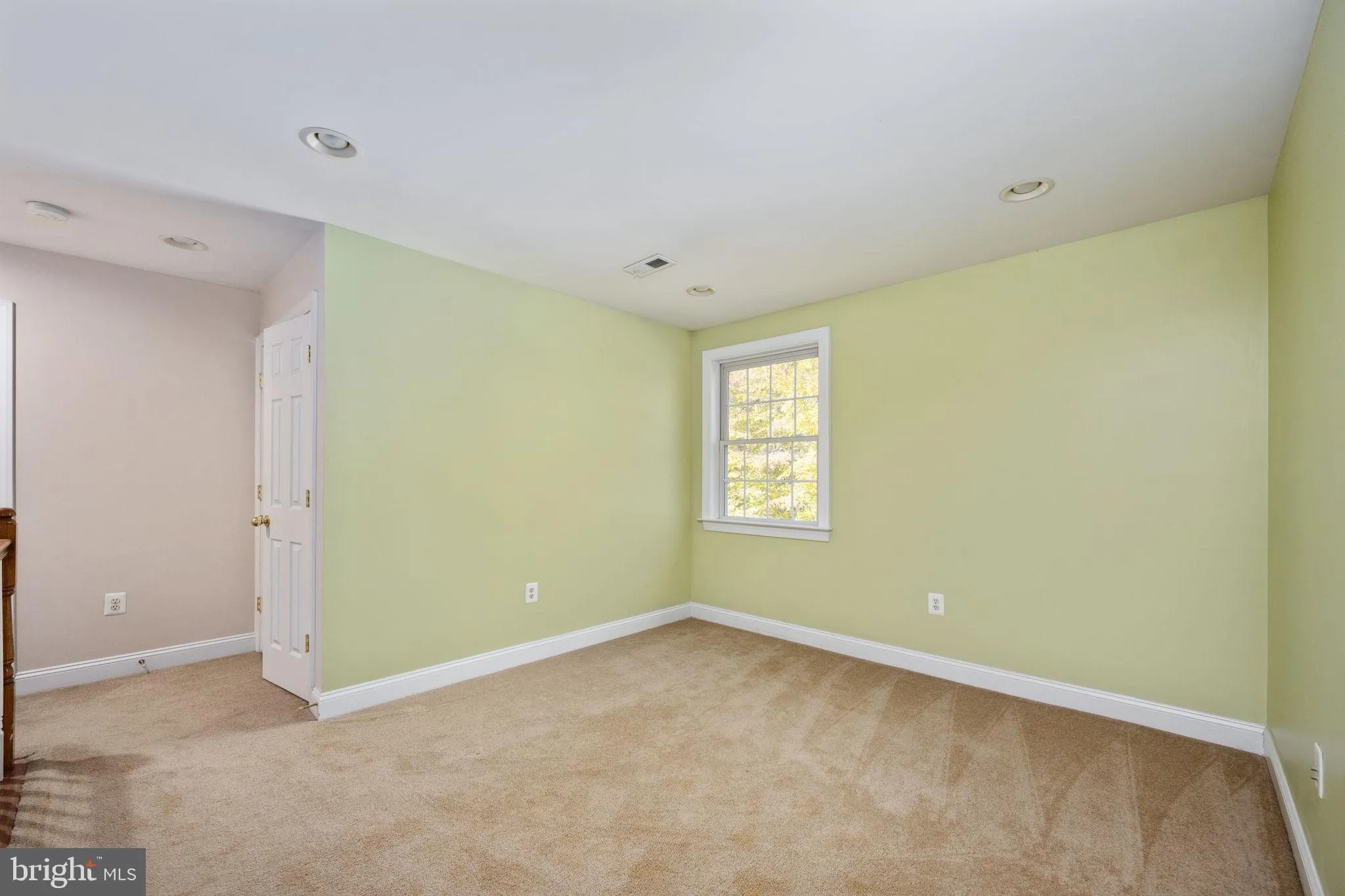 Stafford, Virginia 22556, United States, 6 Bedrooms Bedrooms, ,4 BathroomsBathrooms,Residential,Active,253043