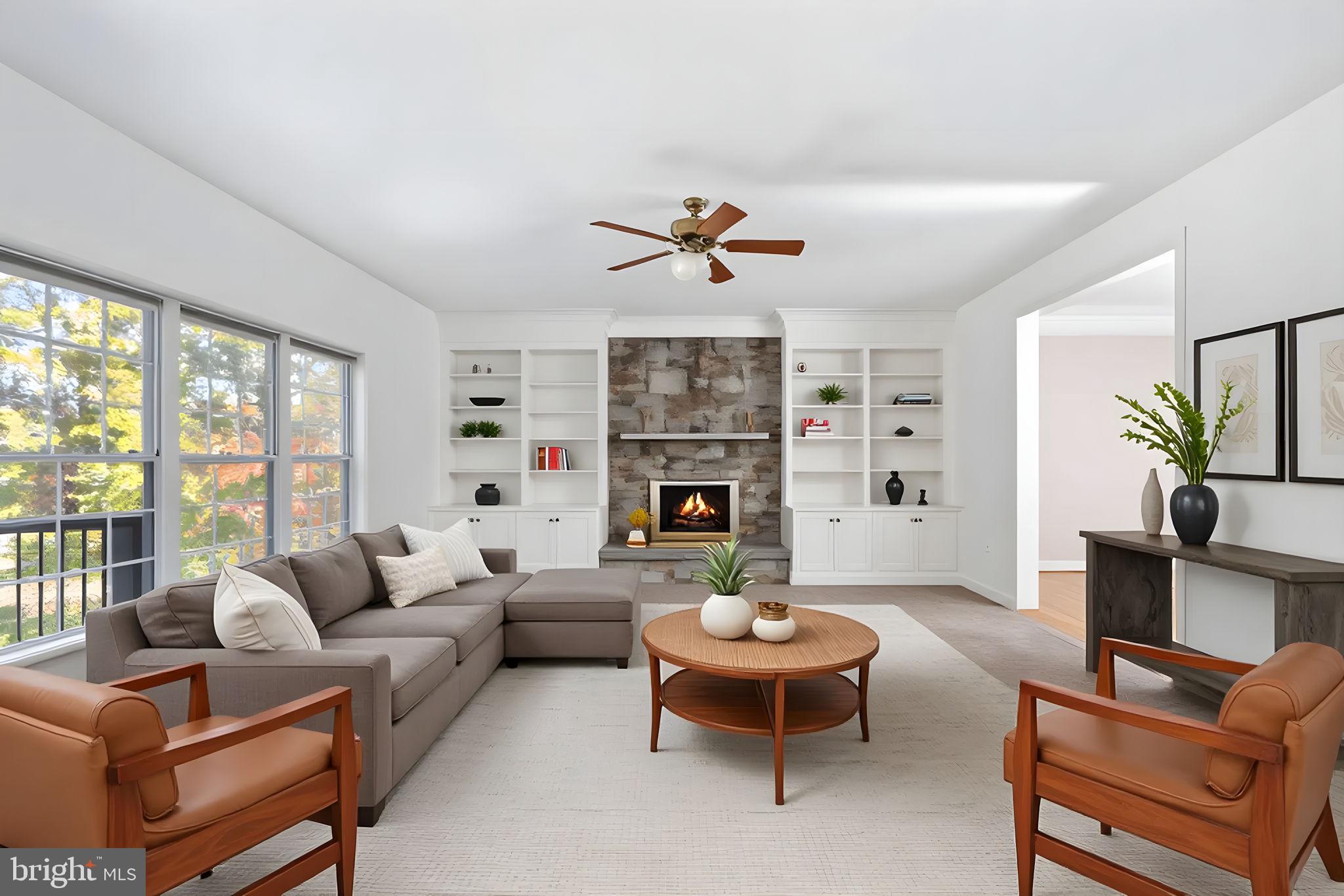 SMITH LAKE ESTATES - Residential