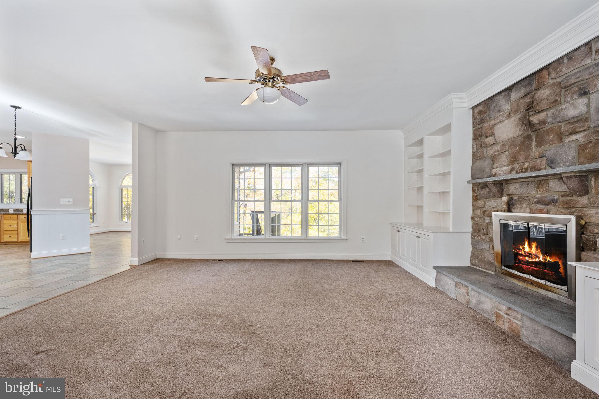 SMITH LAKE ESTATES - Residential