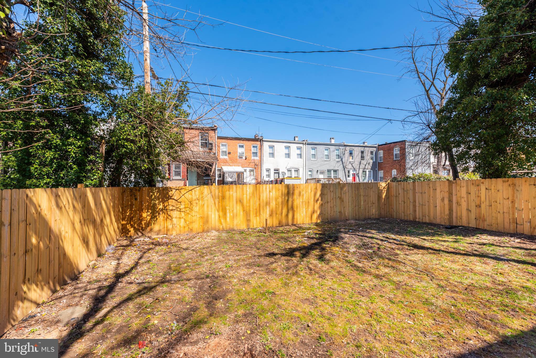PEN LUCY - Residential