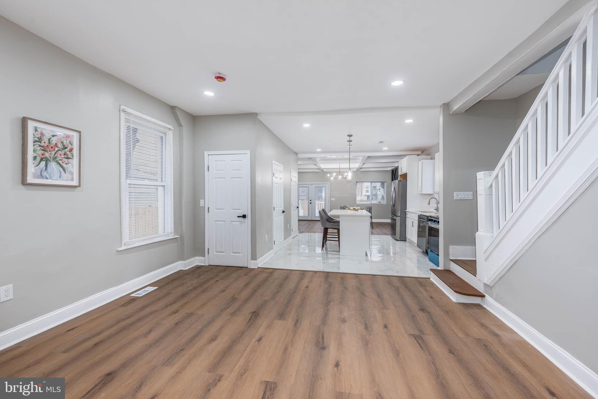 PEN LUCY - Residential