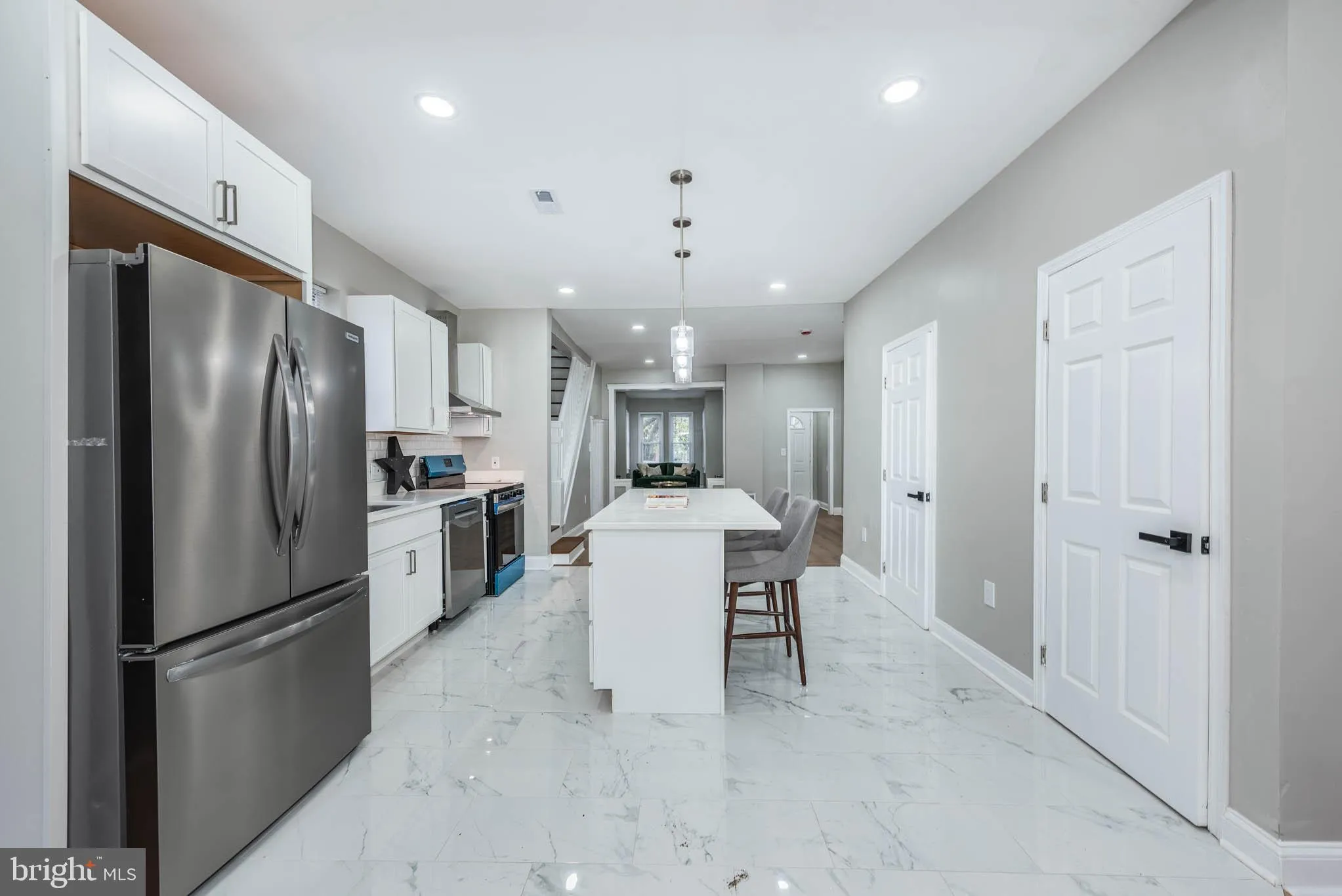 Baltimore, Maryland 21218, United States, 5 Bedrooms Bedrooms, ,4 BathroomsBathrooms,Residential,Active,97385