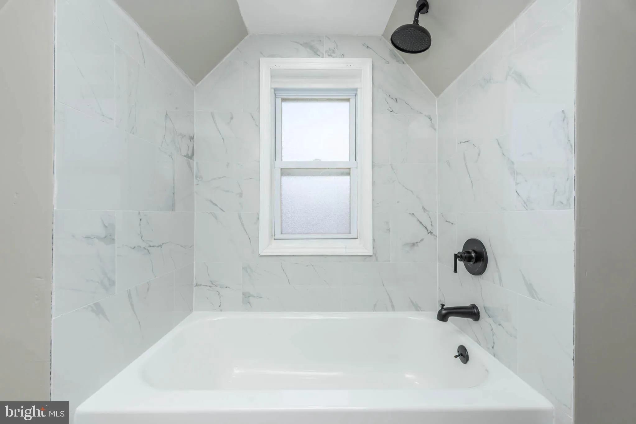 Baltimore, Maryland 21218, United States, 5 Bedrooms Bedrooms, ,4 BathroomsBathrooms,Residential,Active,97385
