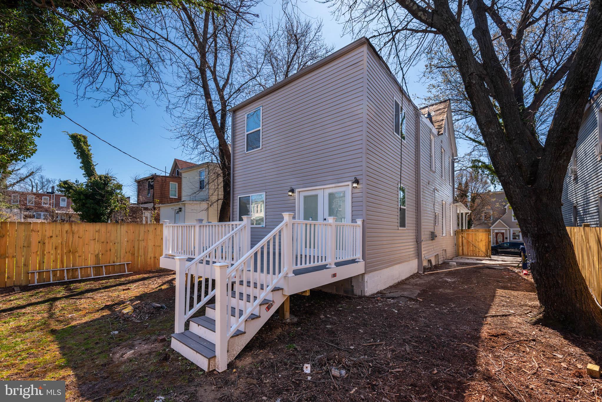 PEN LUCY - Residential