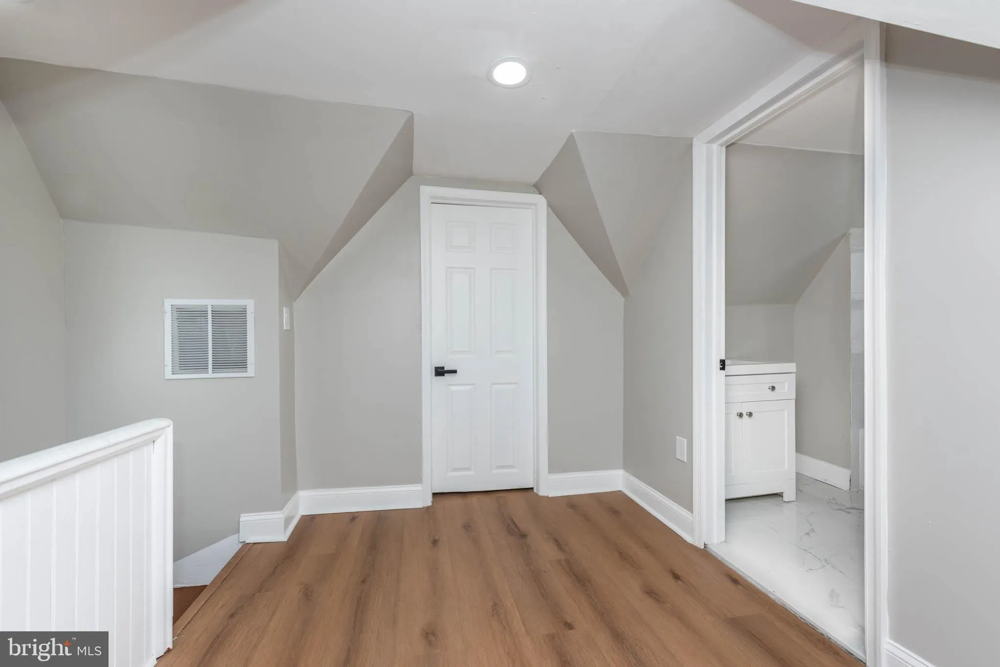 Baltimore, Maryland 21218, United States, 5 Bedrooms Bedrooms, ,4 BathroomsBathrooms,Residential,Active,97385