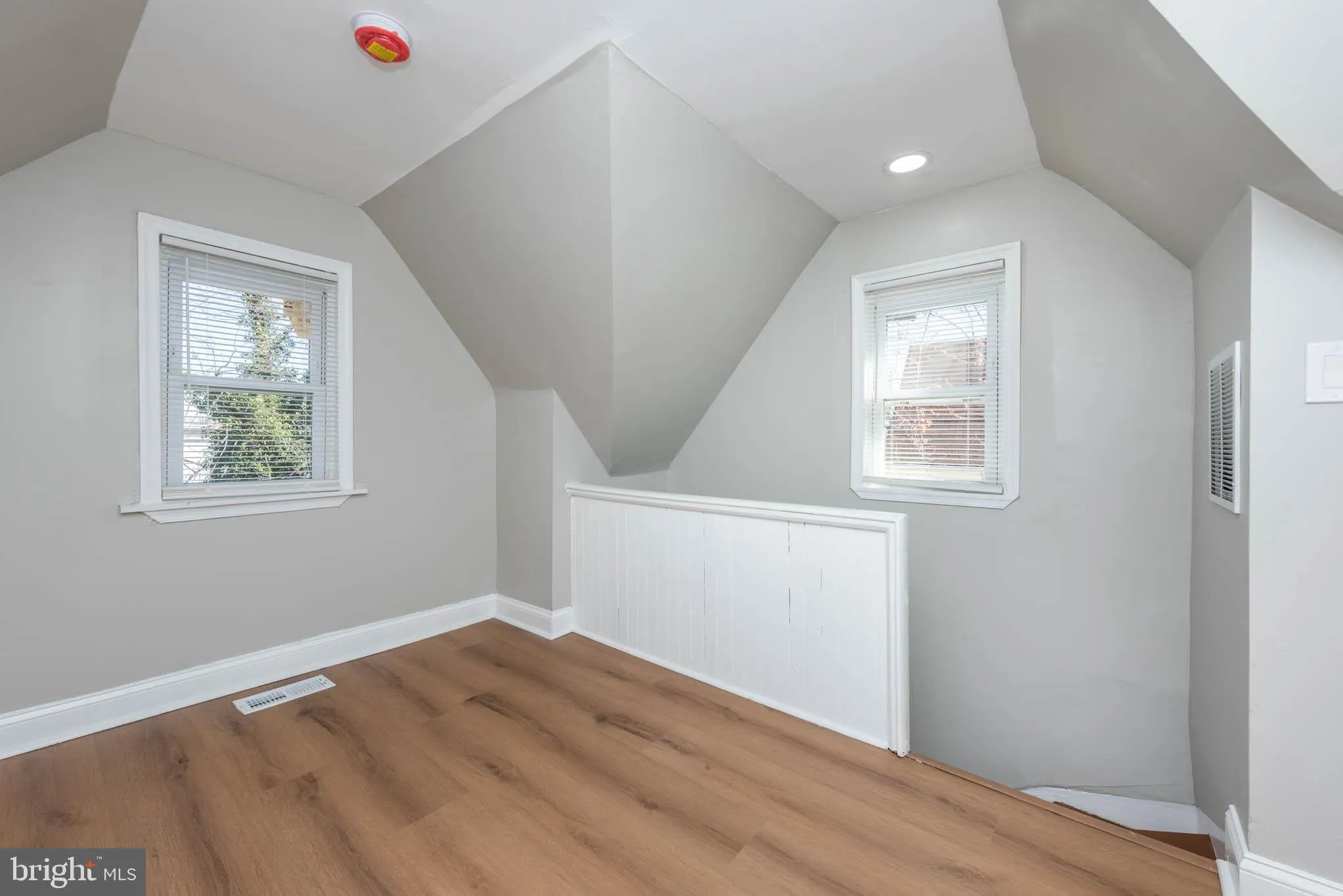 Baltimore, Maryland 21218, United States, 5 Bedrooms Bedrooms, ,4 BathroomsBathrooms,Residential,Active,97385