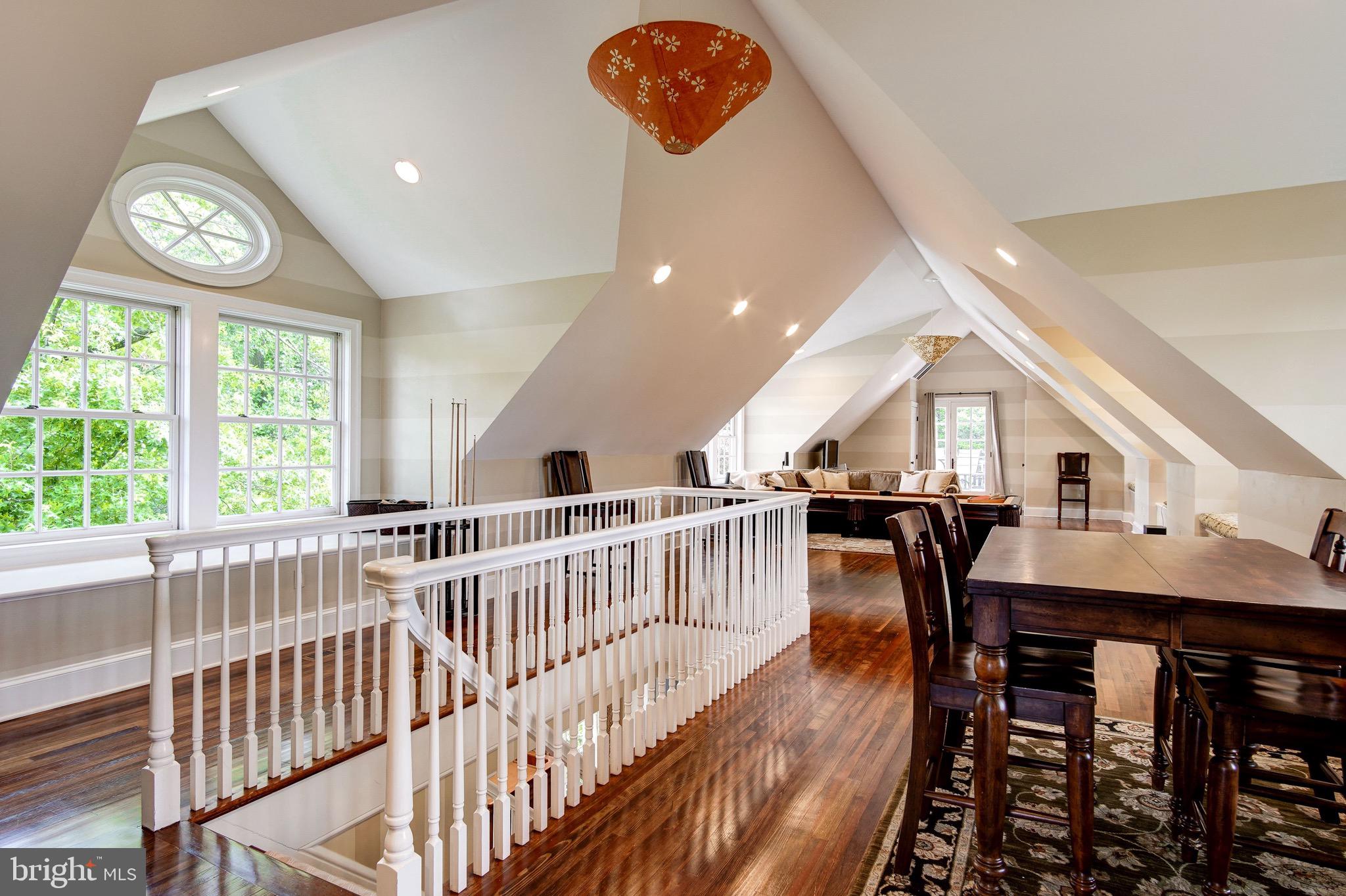 BERKLEY - Residential