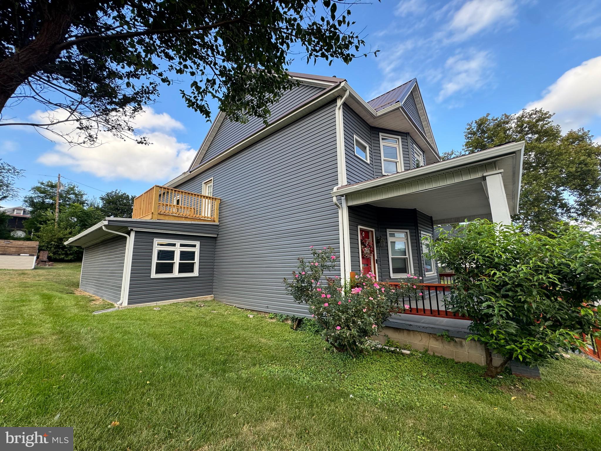 NORTH END - Residential