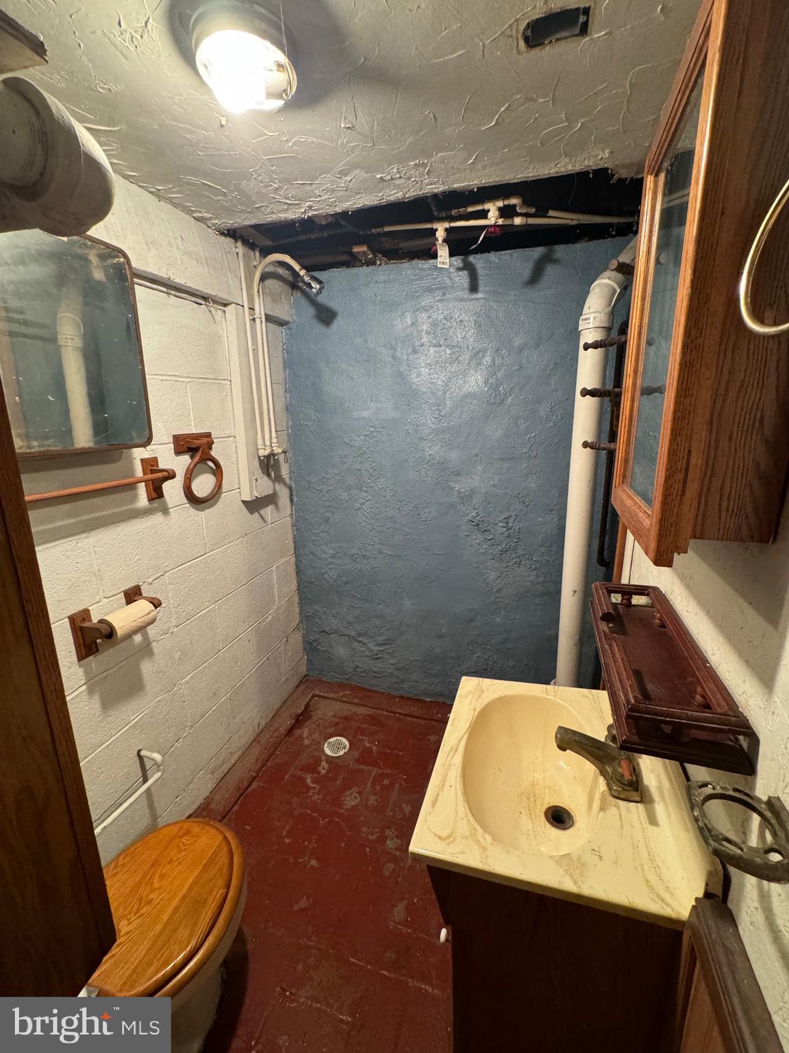 NORTH END - Residential