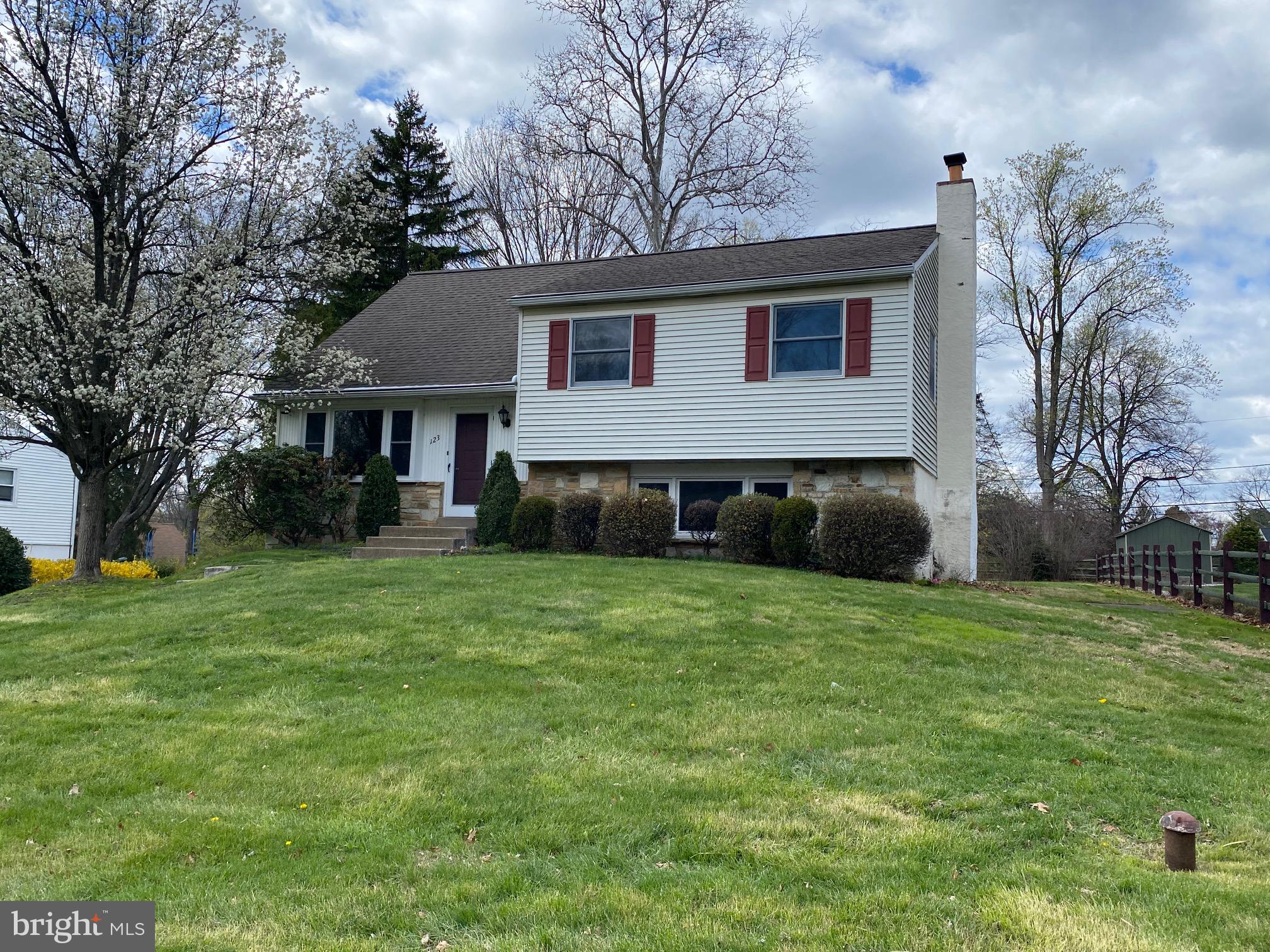 BRITTANY FARMS - Residential