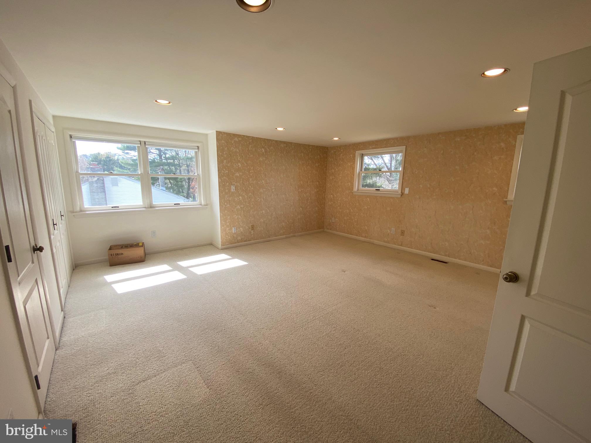 BRITTANY FARMS - Residential