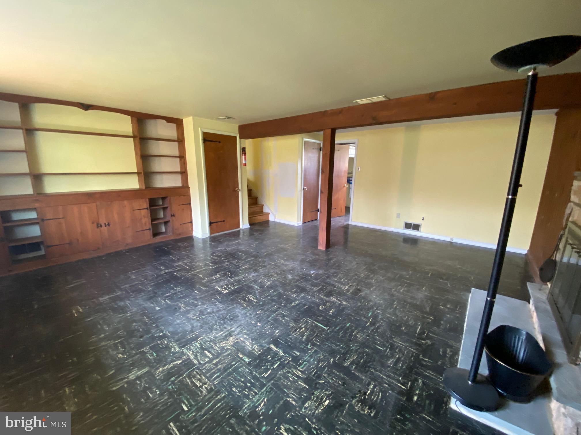 BRITTANY FARMS - Residential