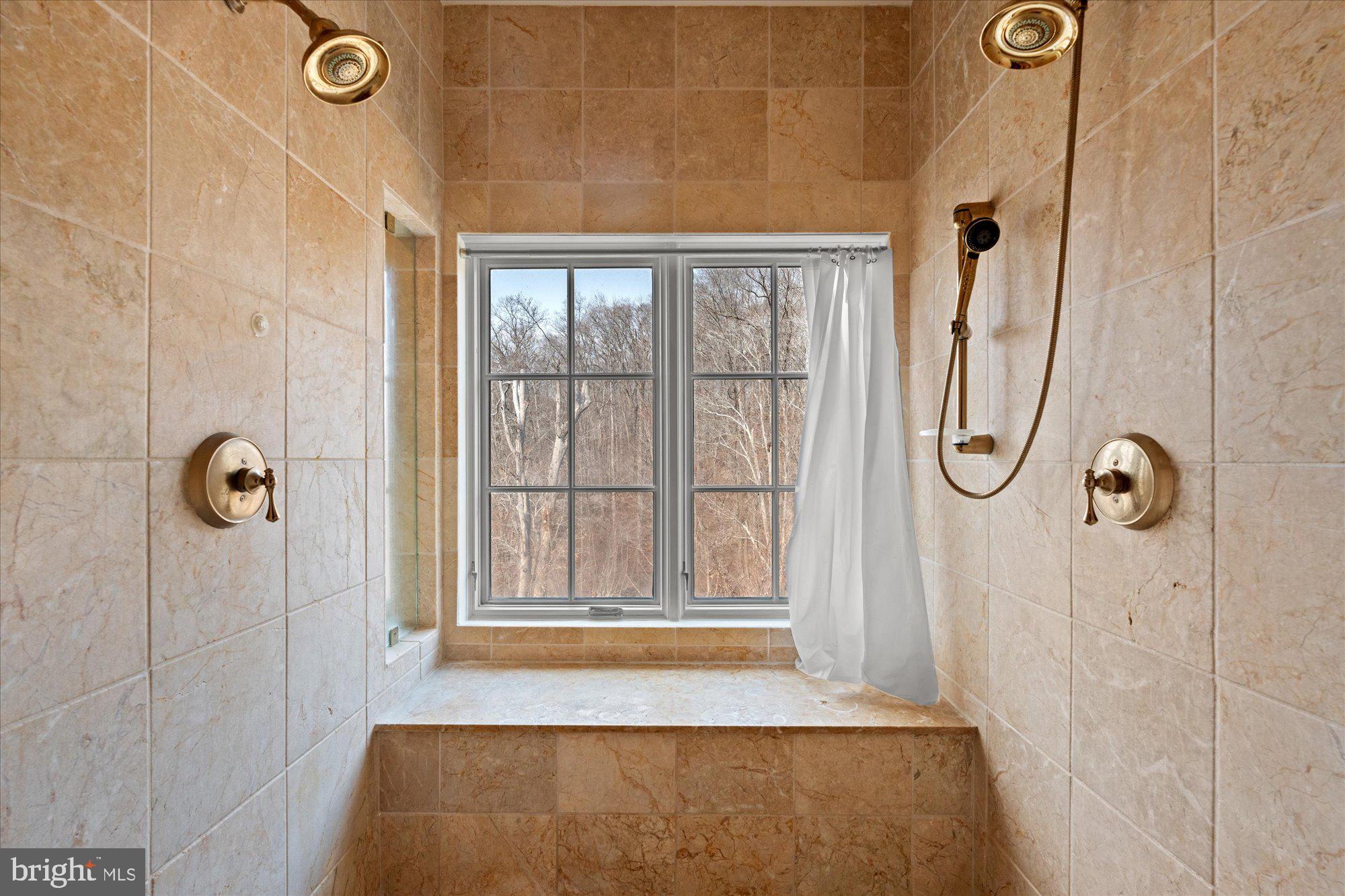 WATERVIEW PLANTATION - Residential