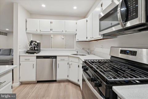 Condo For Sale - 207 Stockton Court # 207 BLDG<br/> NORTH WALES, PA 19454