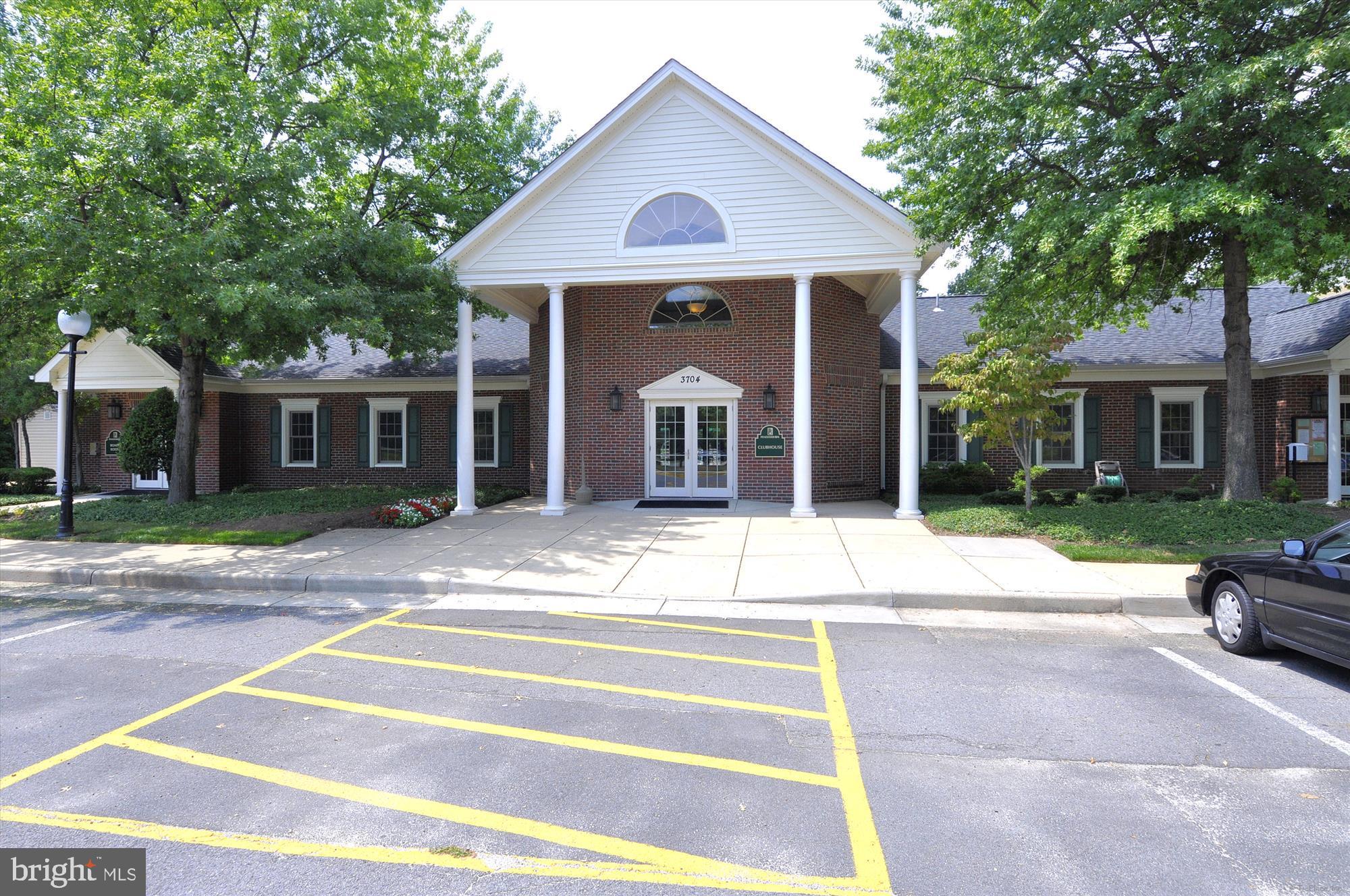 HEIGHTS AT PENDERBROOK - Residential