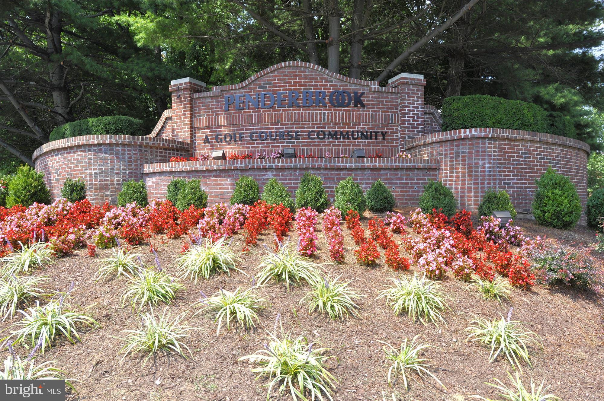 HEIGHTS AT PENDERBROOK - Residential