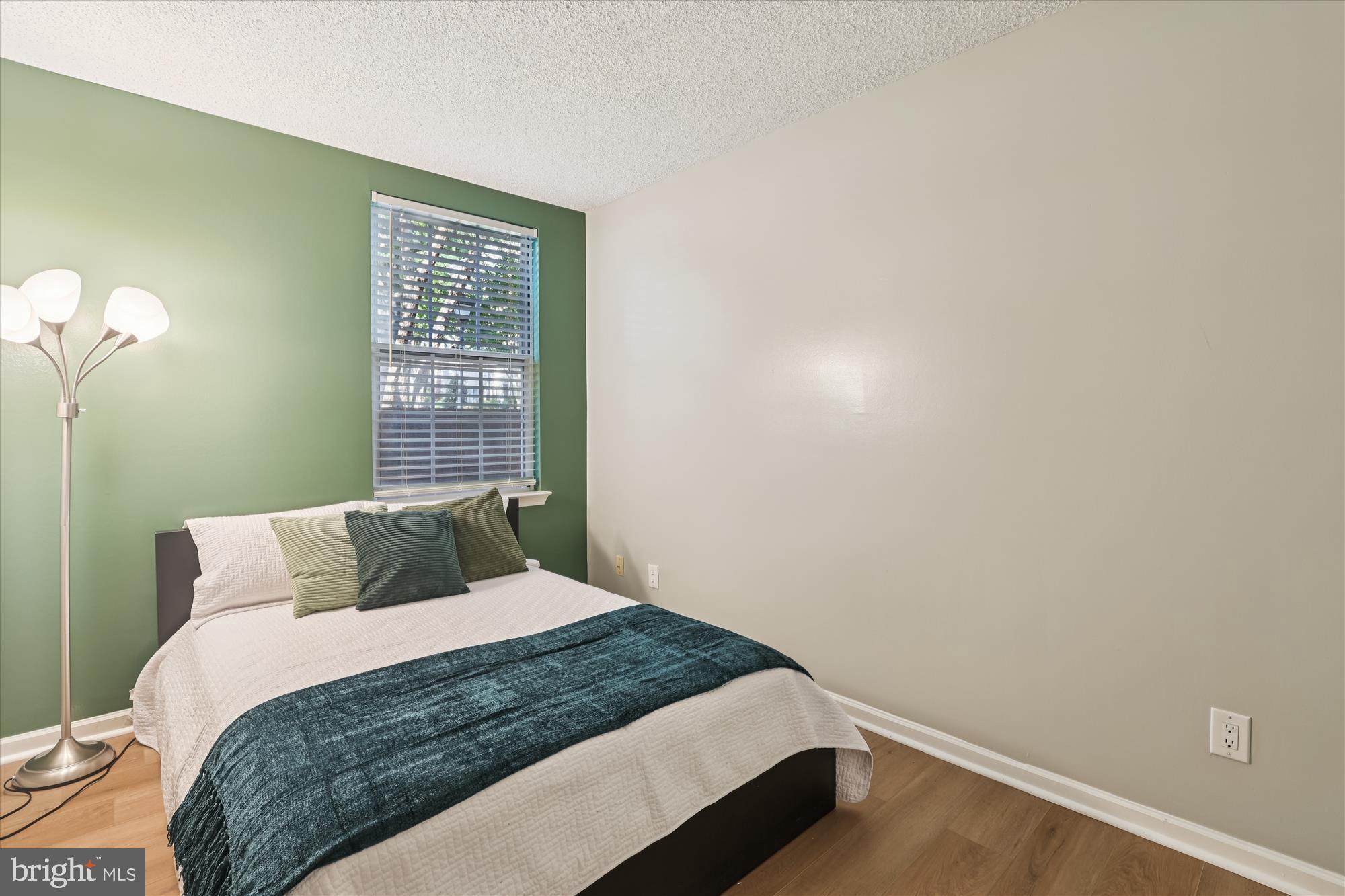 HEIGHTS AT PENDERBROOK - Residential