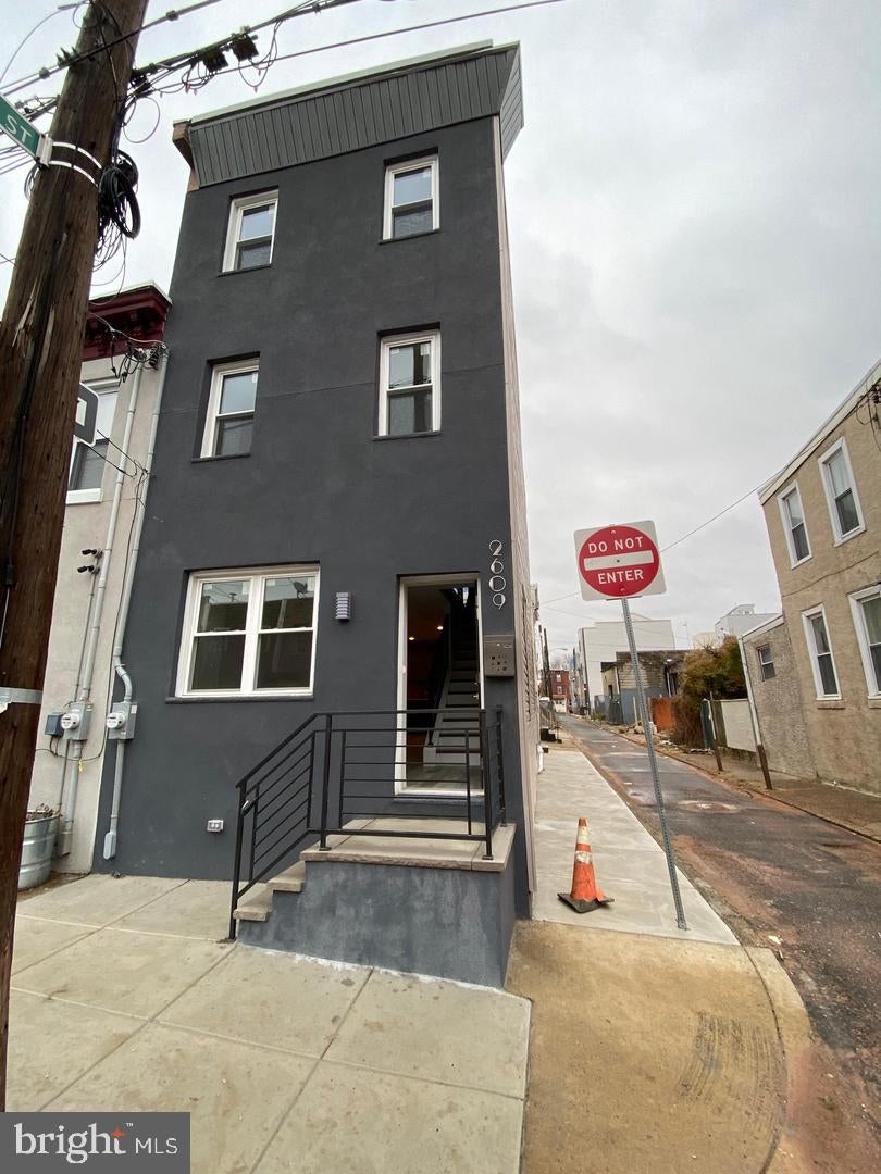 Photo of 2609 Almond Street, PHILADELPHIA, PA 19125 (MLS # PAPH2680808)
