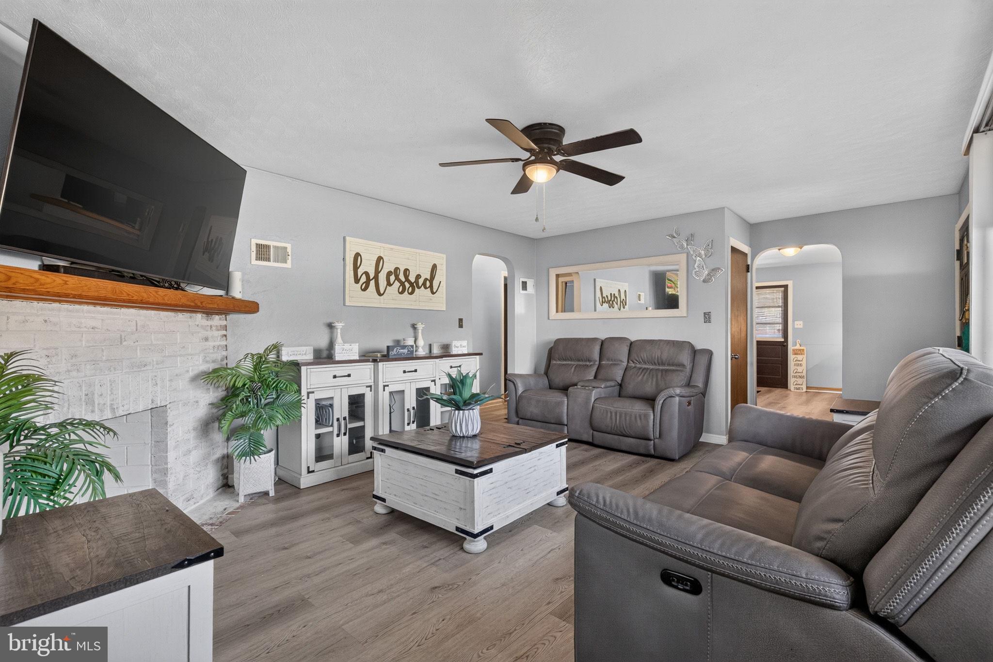 2814 CARLISLE ROAD
