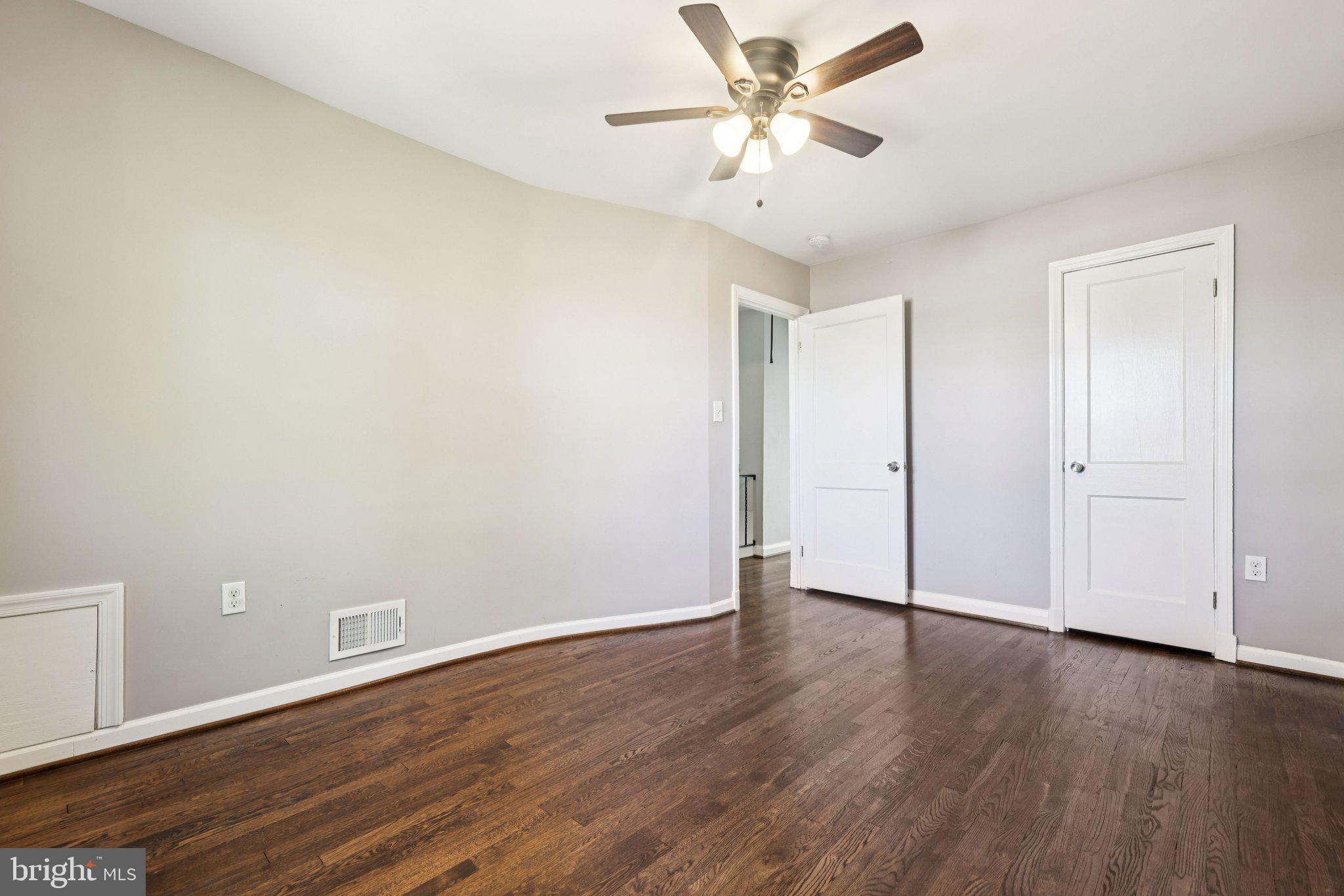 GAYLORD MANOR - Residential