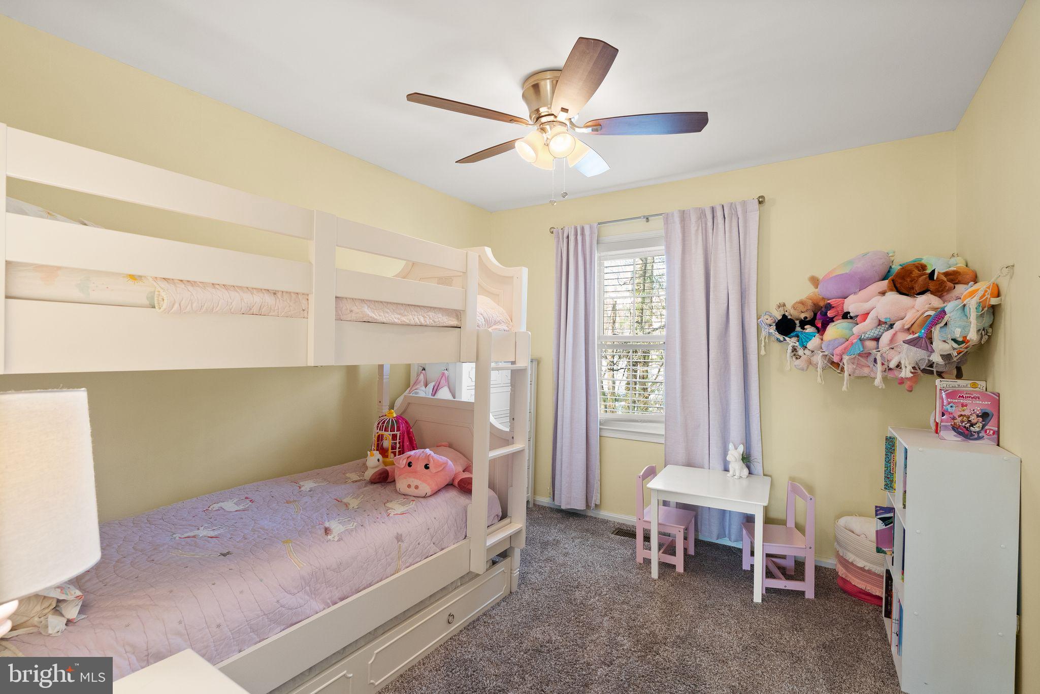 COUNTRY CREEK - Residential