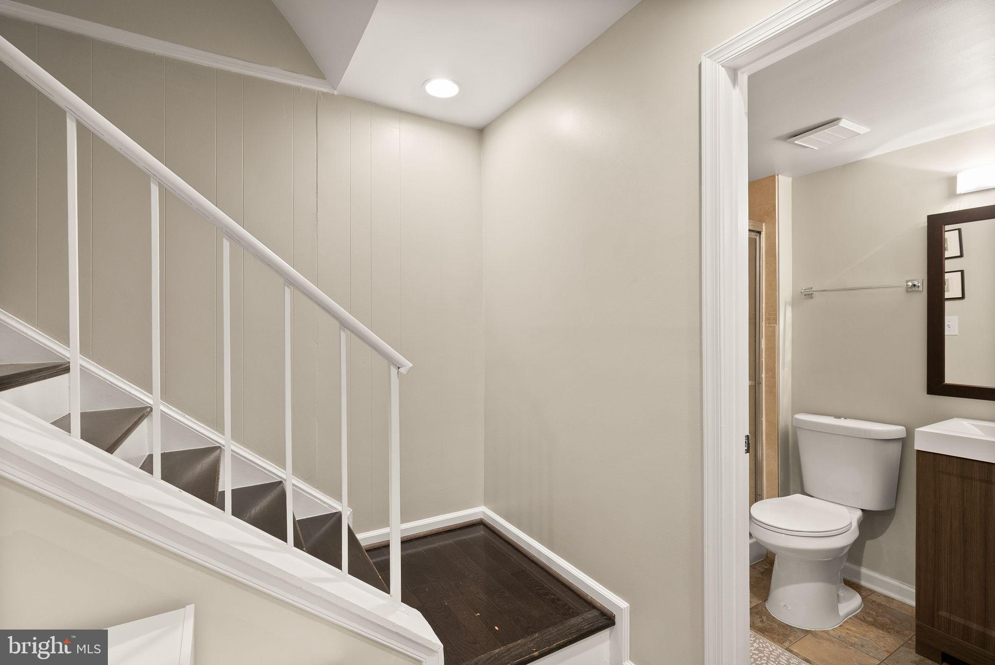 COUNTRY CREEK - Residential