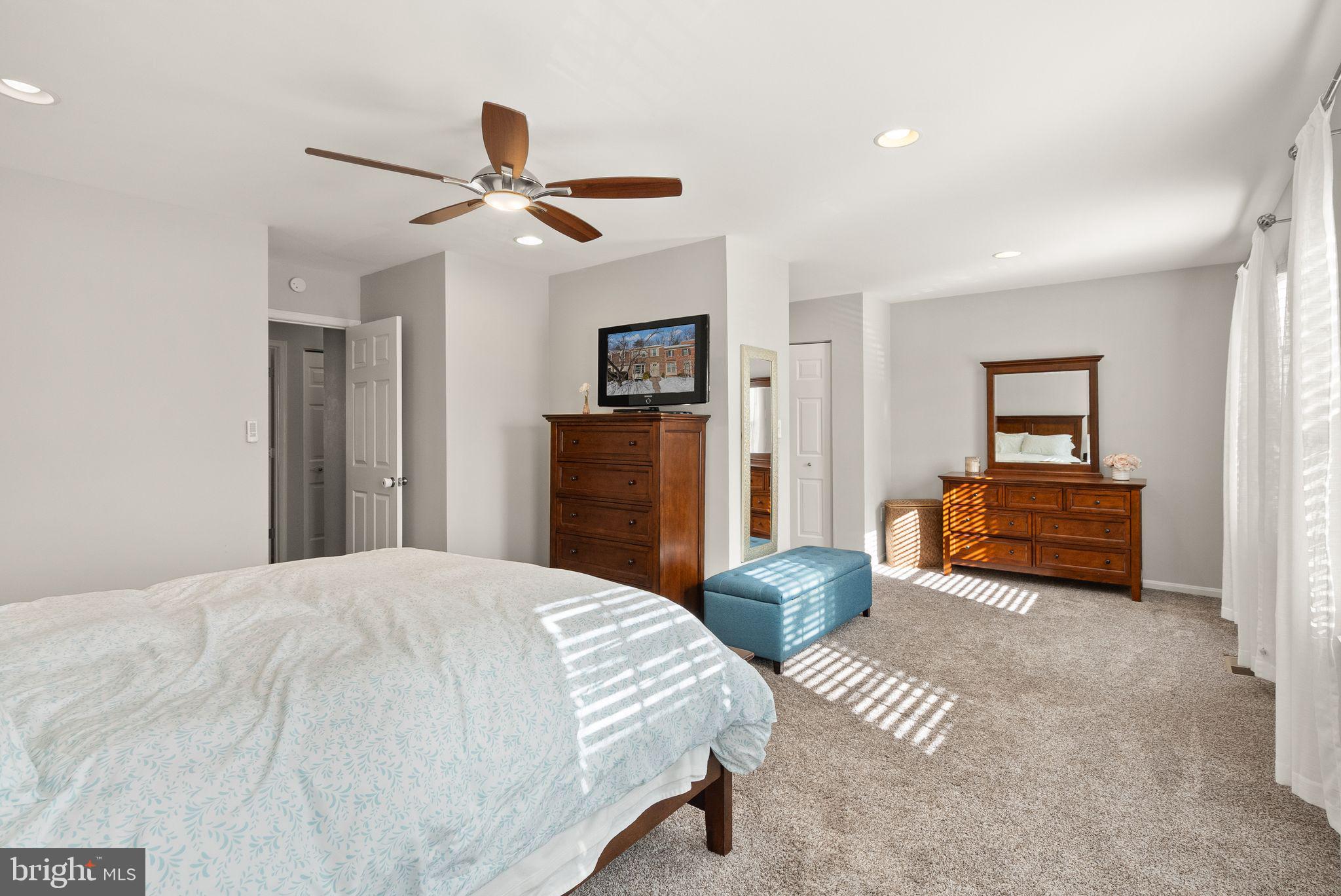 COUNTRY CREEK - Residential