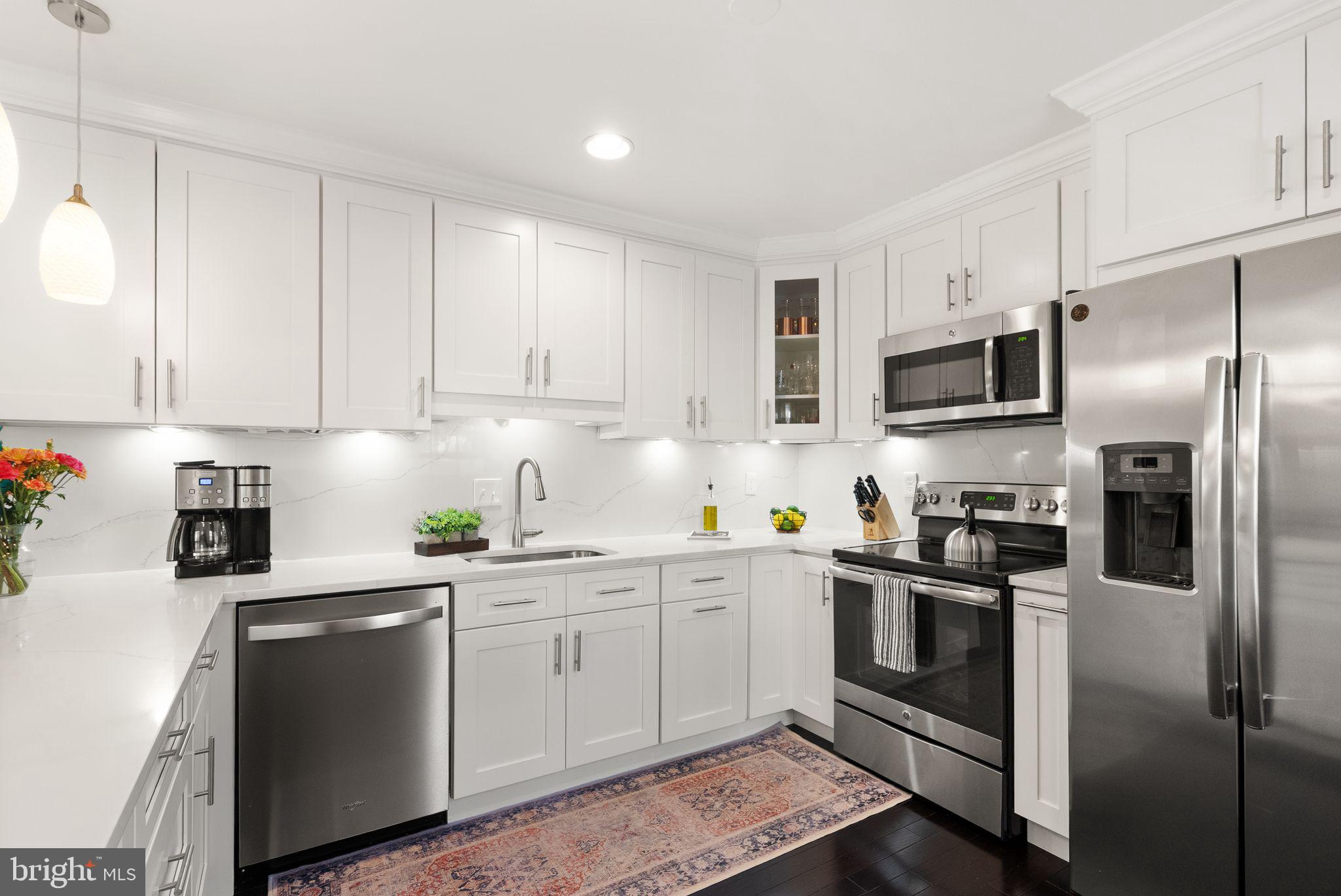 COUNTRY CREEK - Residential