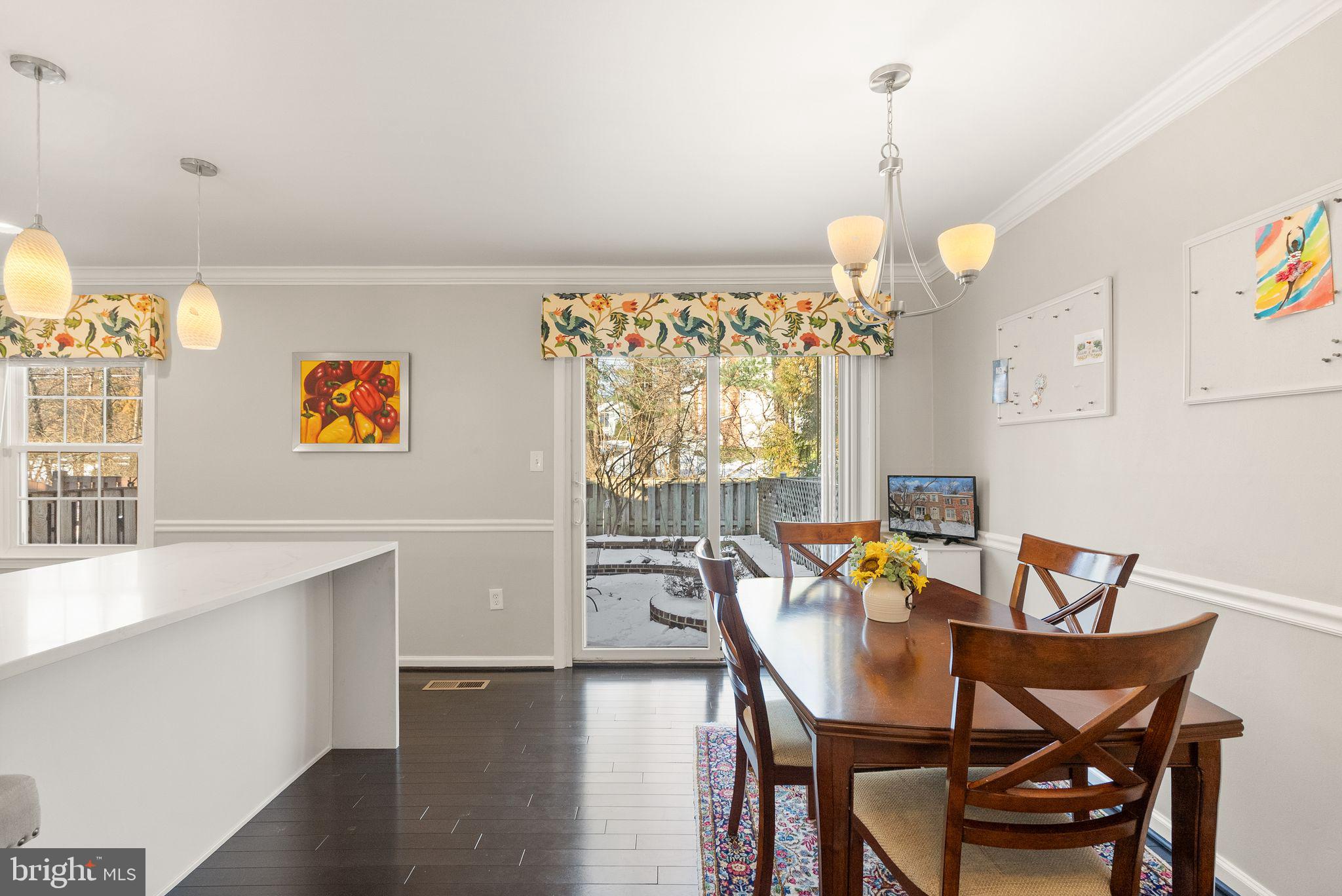 COUNTRY CREEK - Residential