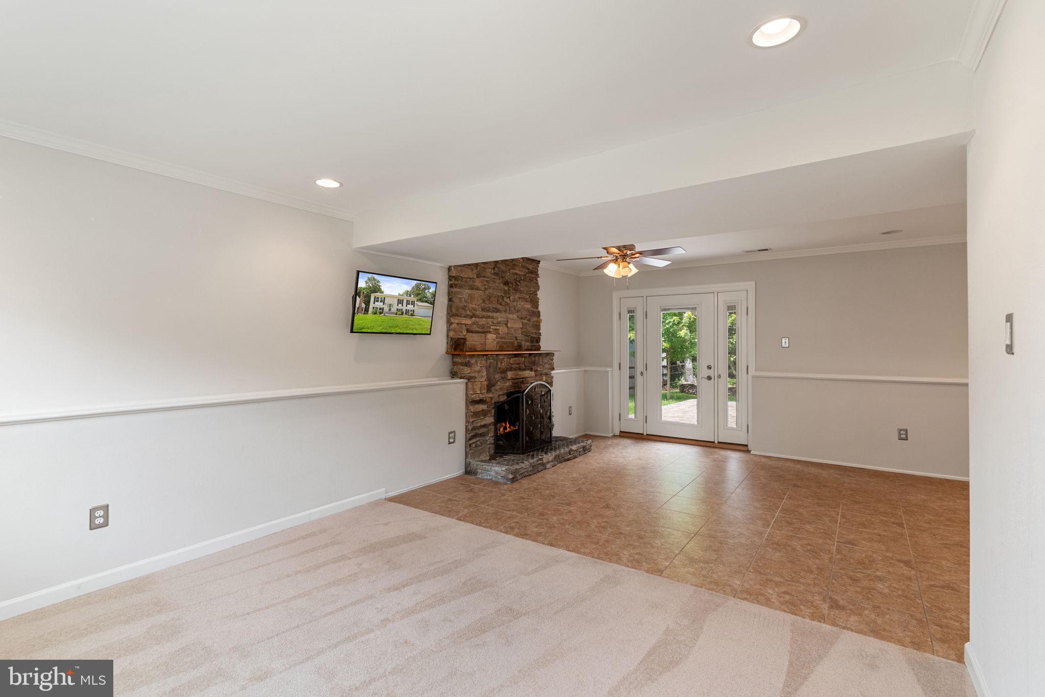 FOX MILL ESTATES - Residential Lease