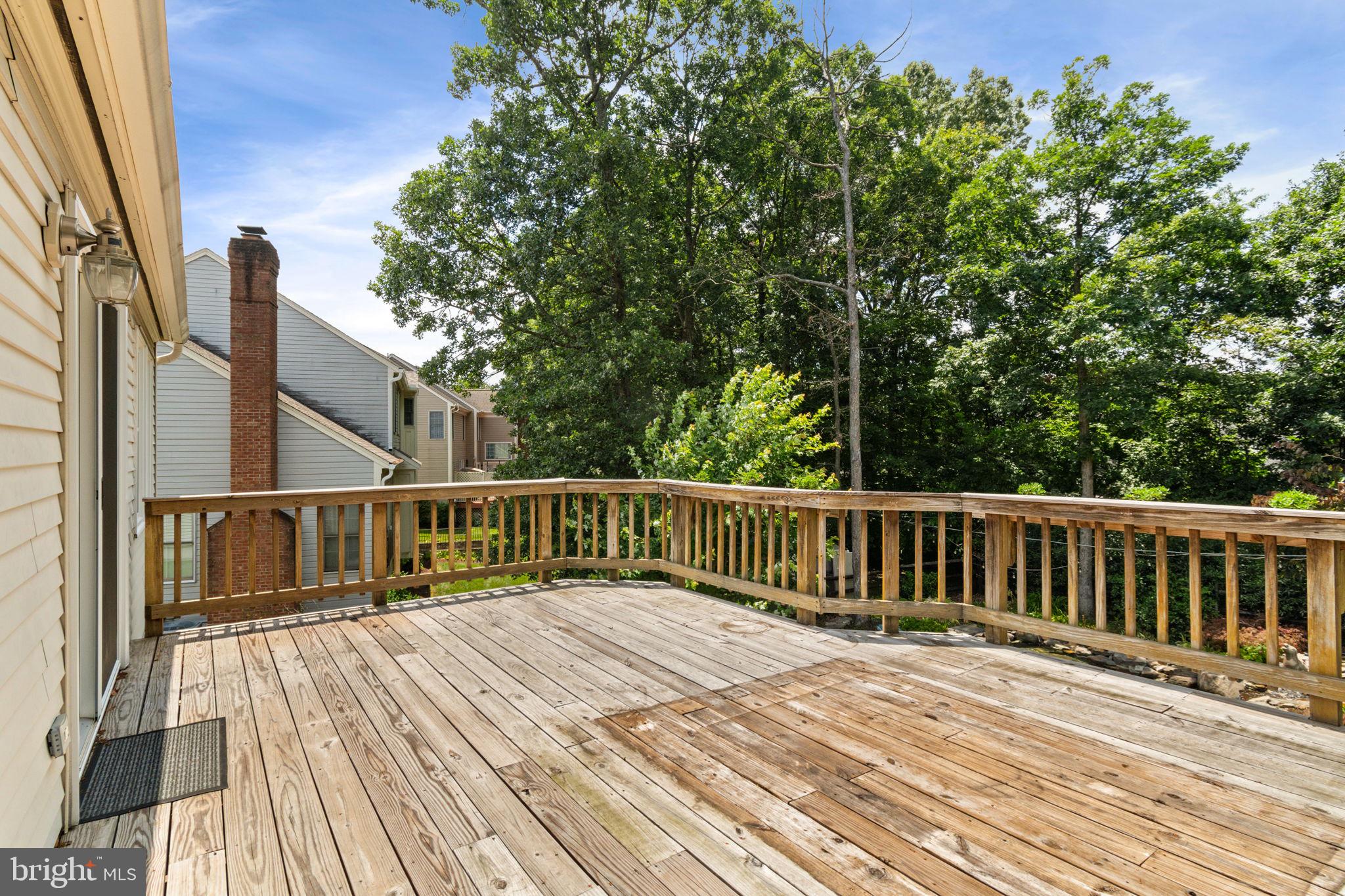 FOX MILL ESTATES - Residential Lease