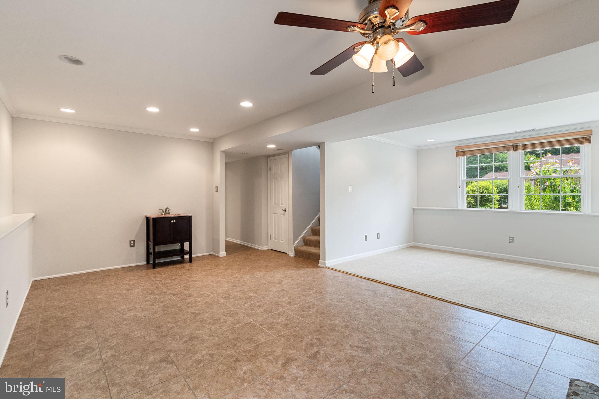 FOX MILL ESTATES - Residential Lease