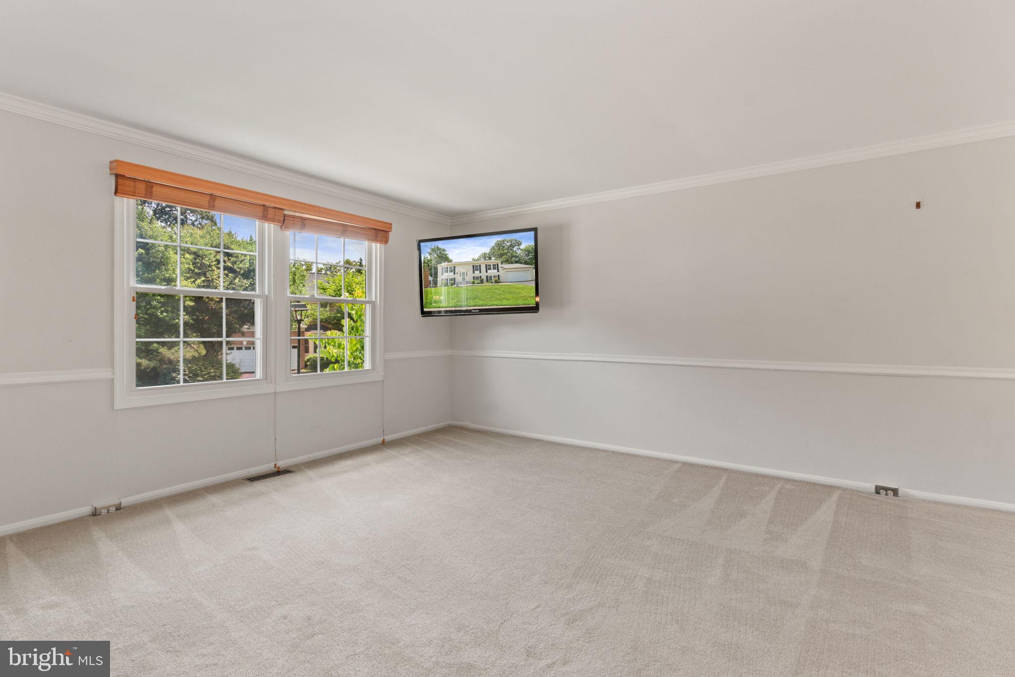 FOX MILL ESTATES - Residential Lease