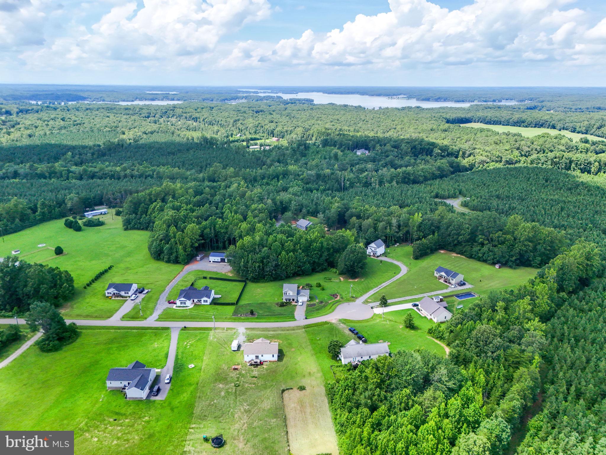 BELLA WOODS - Residential